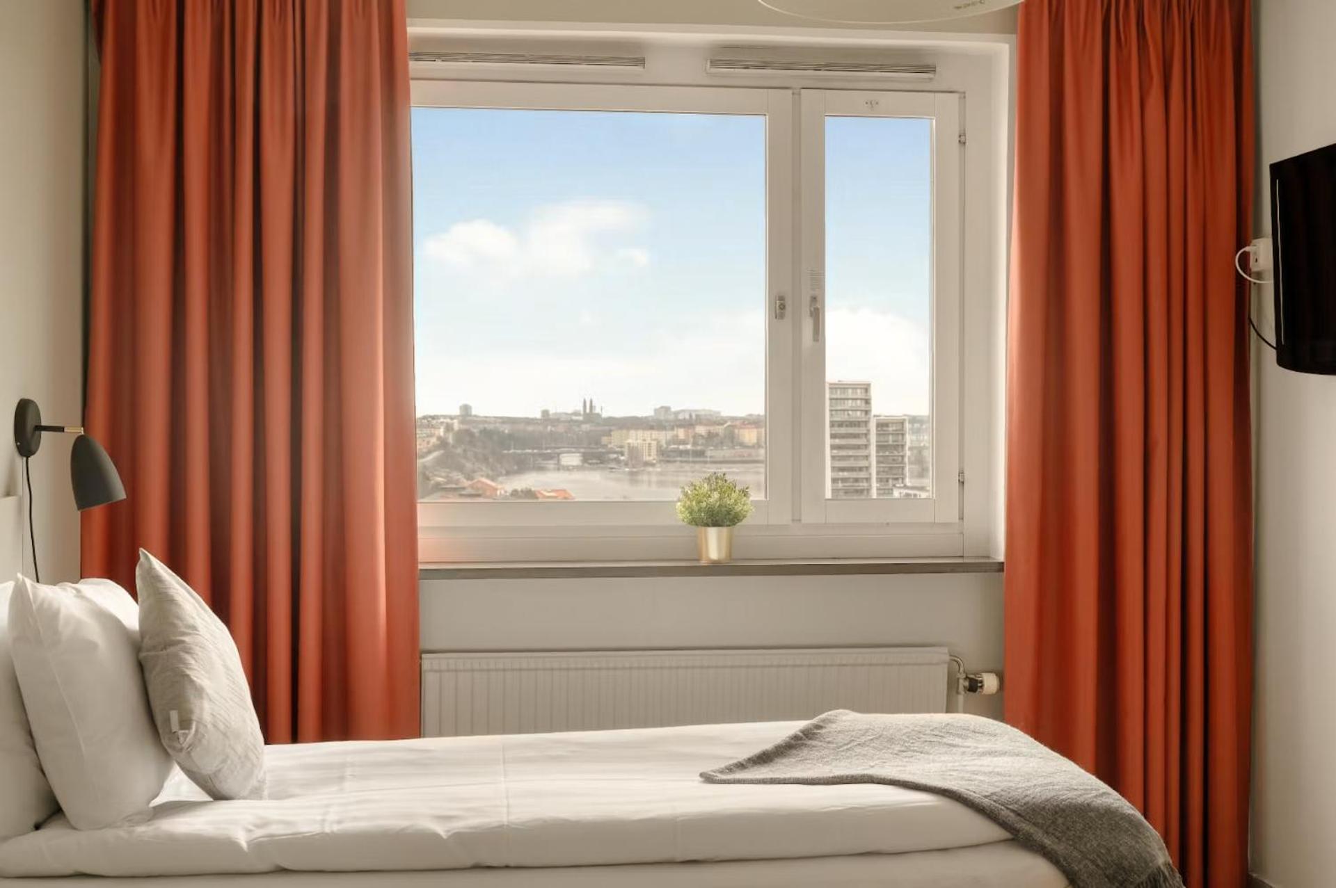 Apartment City View