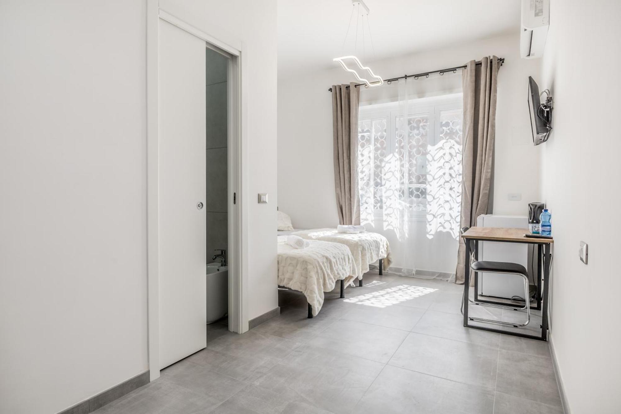 Triple Room Shower