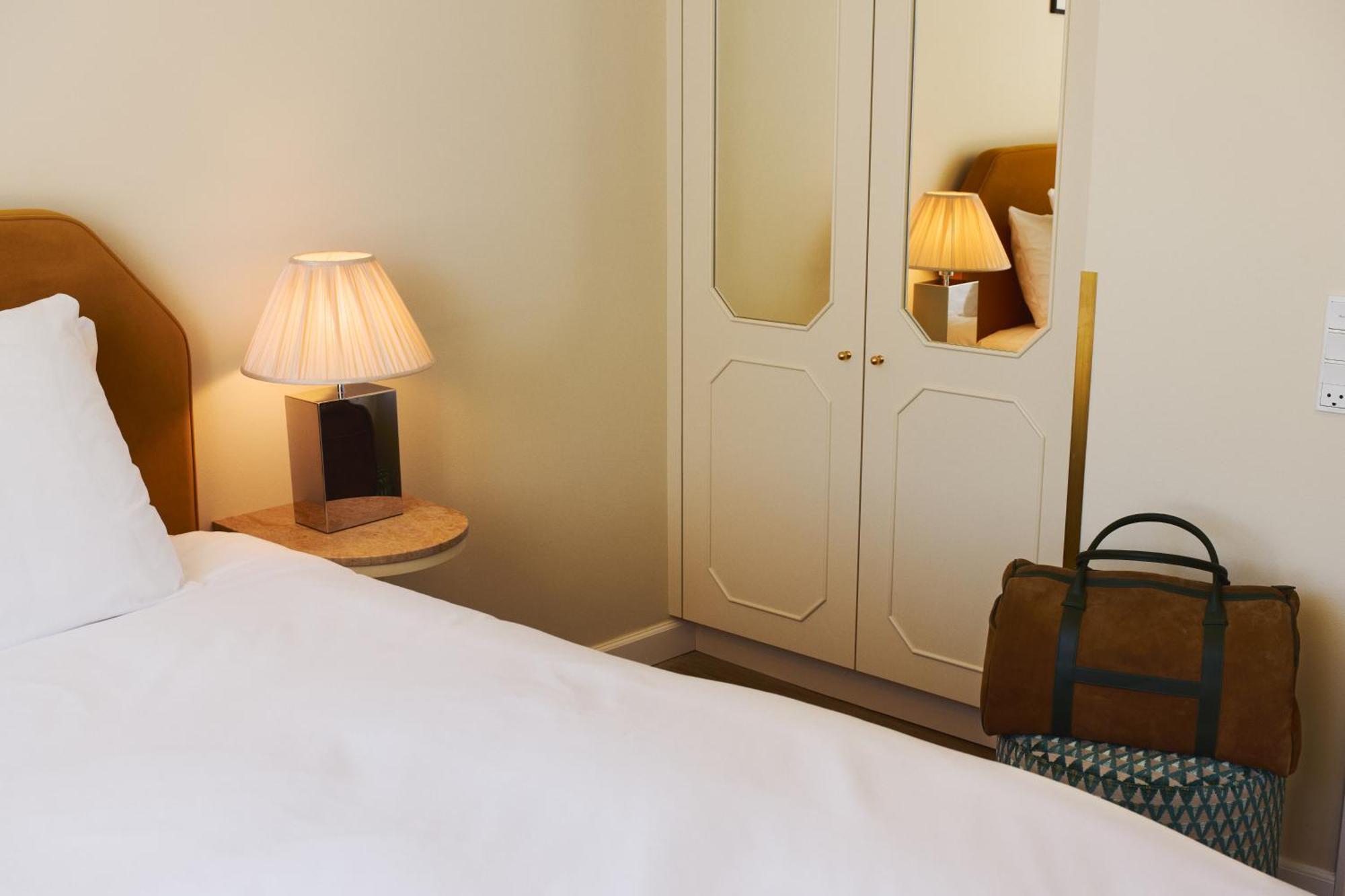 Single Room