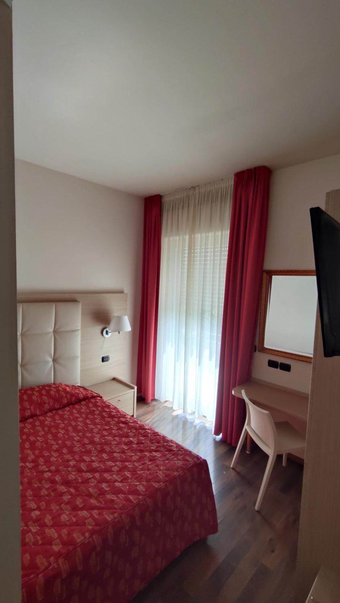 Camera Singola Deluxe con Balcone