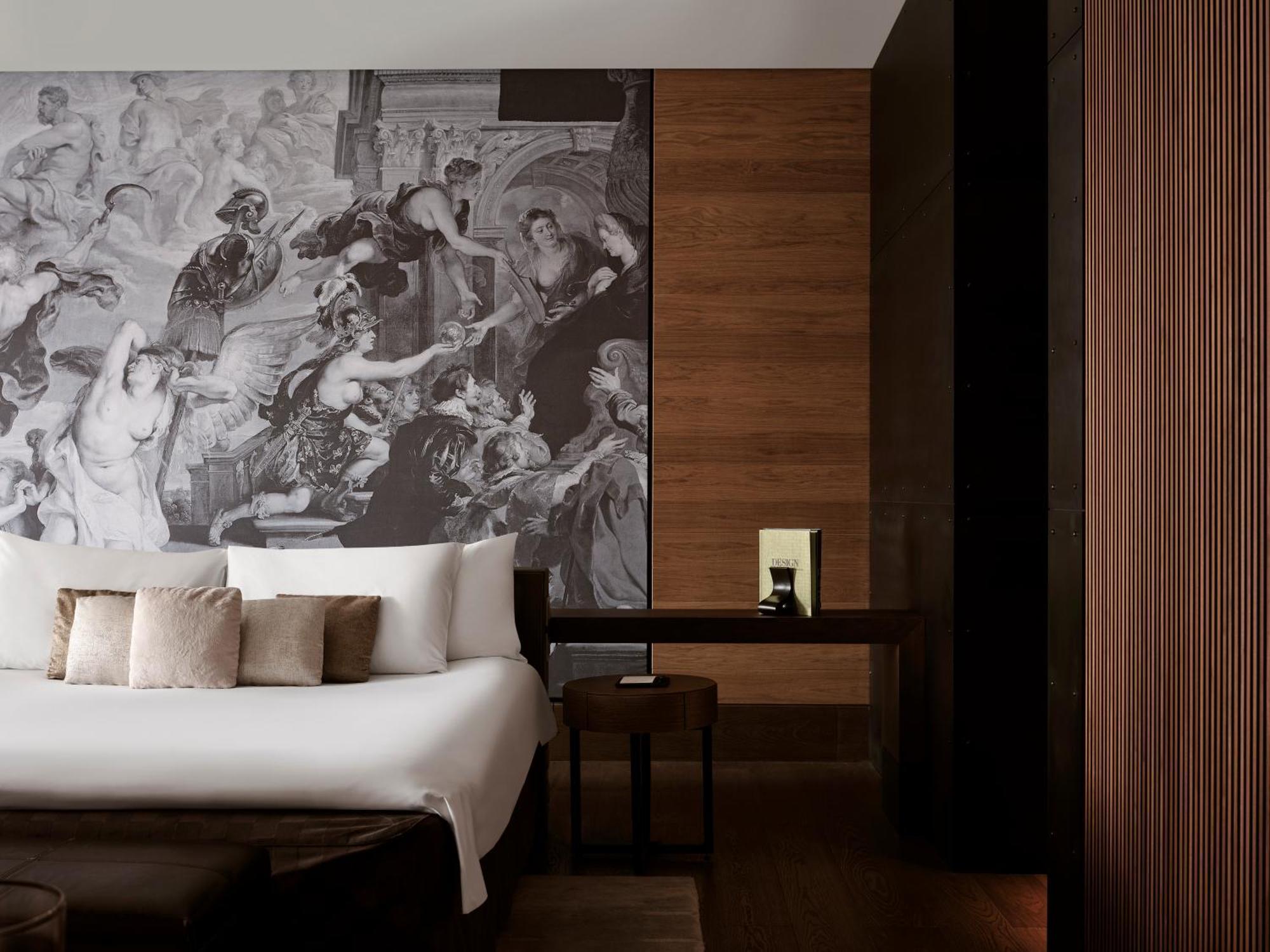 Alpine 2-Bedroom Suite