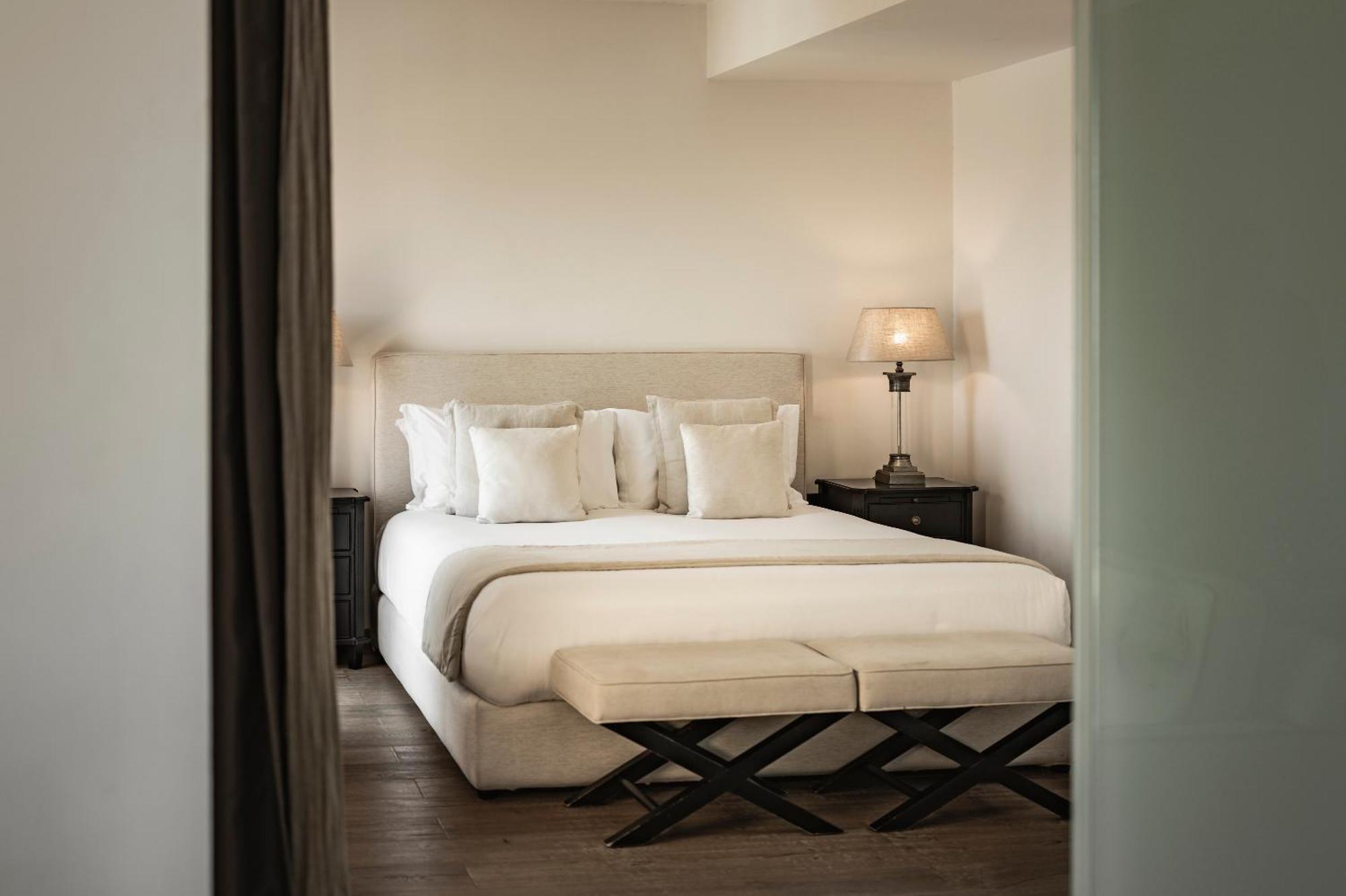 Grand Harbour View Suite
