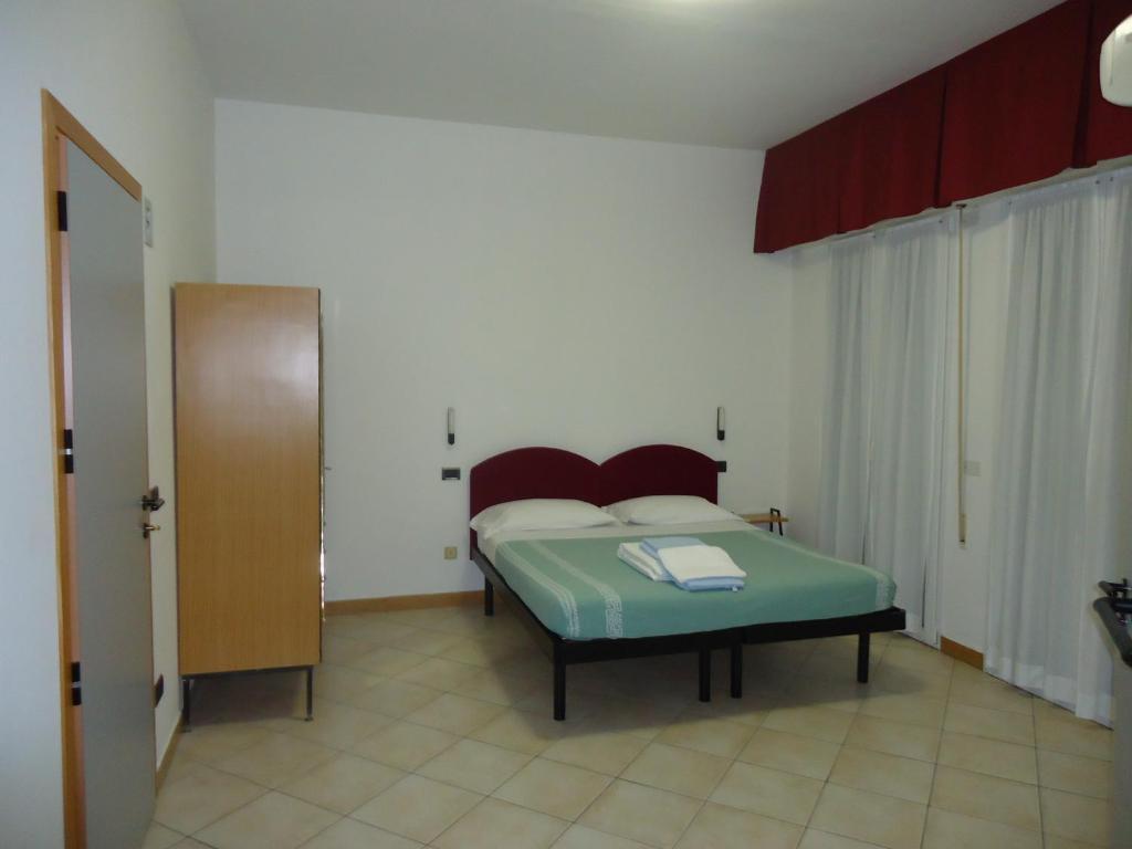 Quadruple Room Sea View,1583665894:JPEG