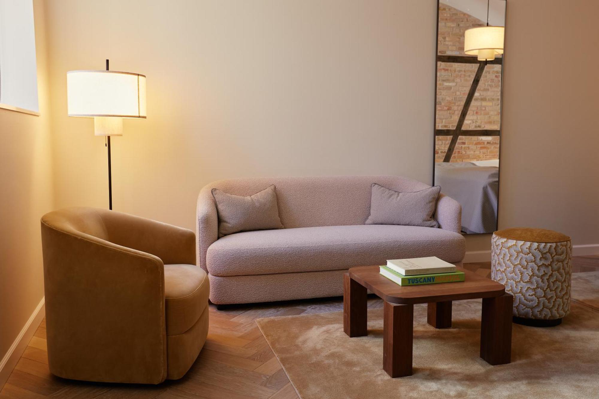 Signature Suite