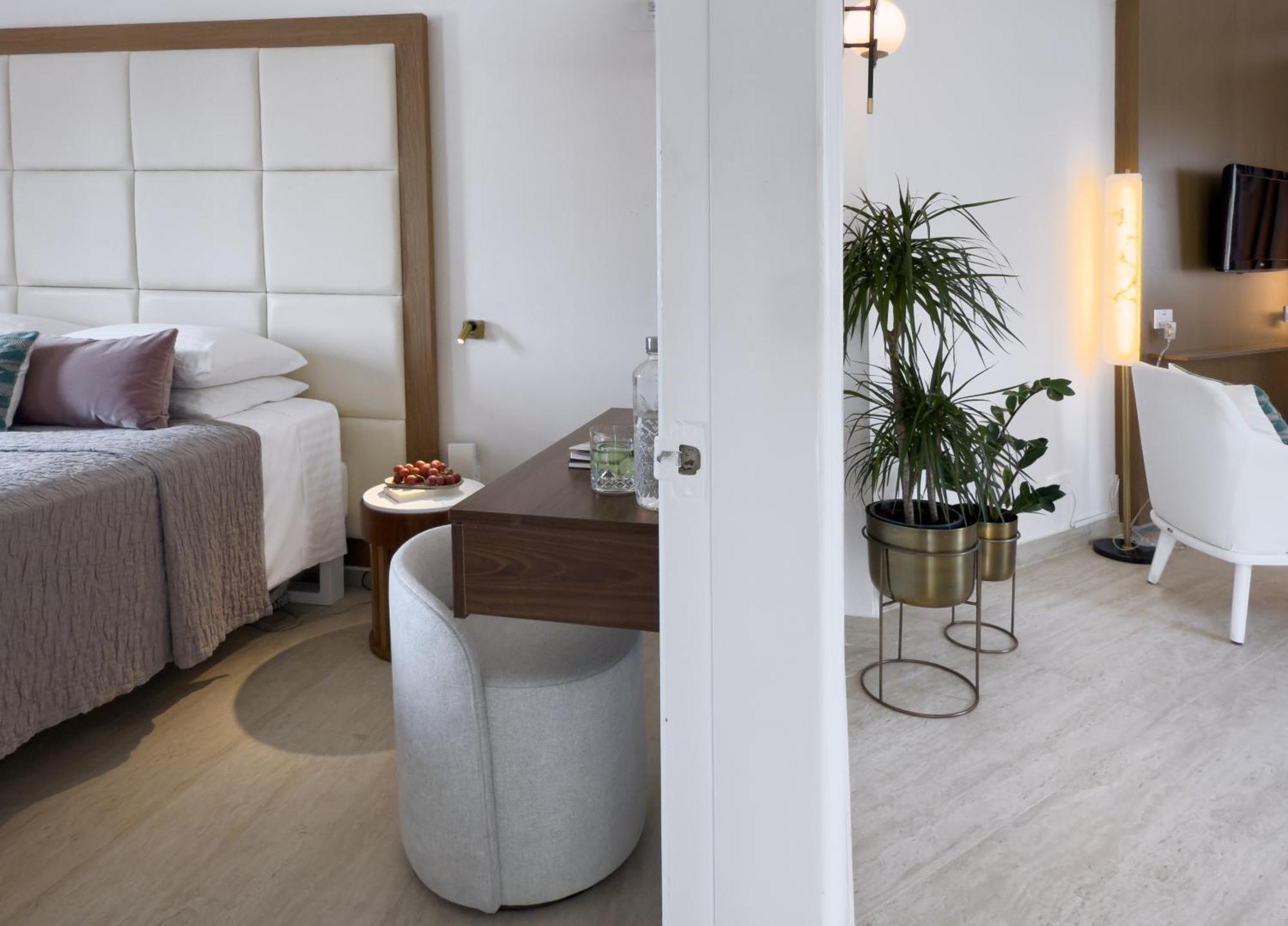One-Bedroom Suite