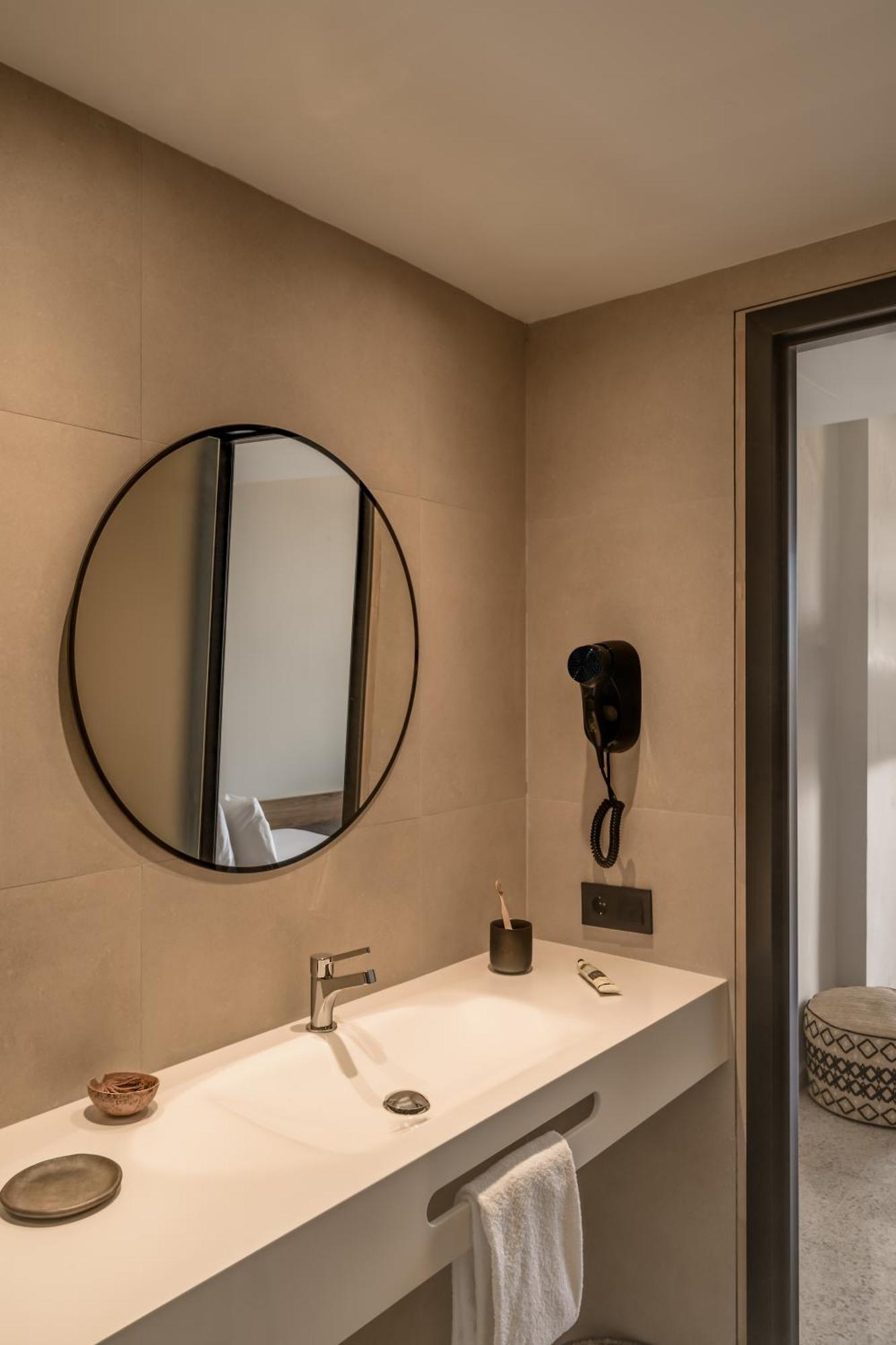 Double Room Partial Sea View or Swimming Pool View