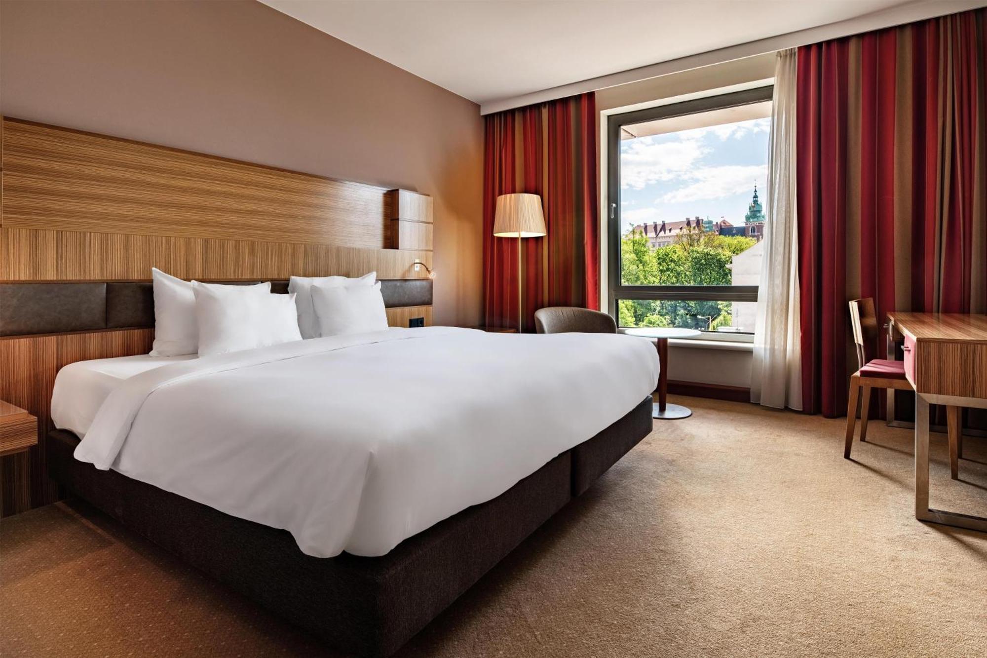 Superior Room Old Town View