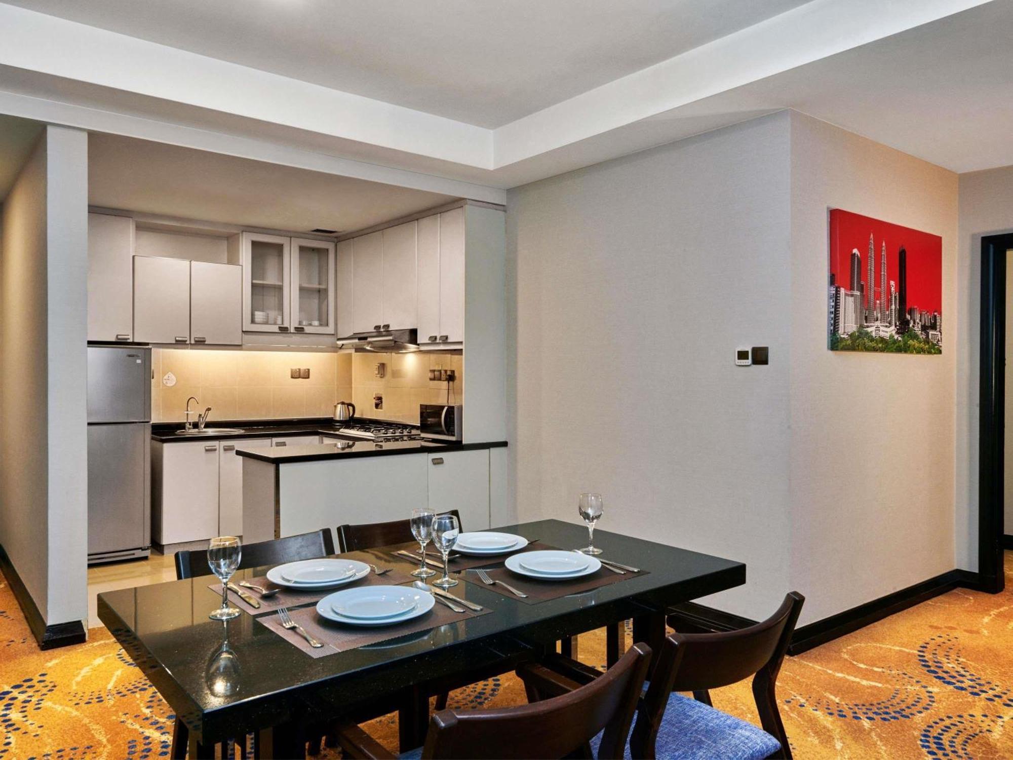 Two-Bedroom Apartment One King Bed Two Single Beds