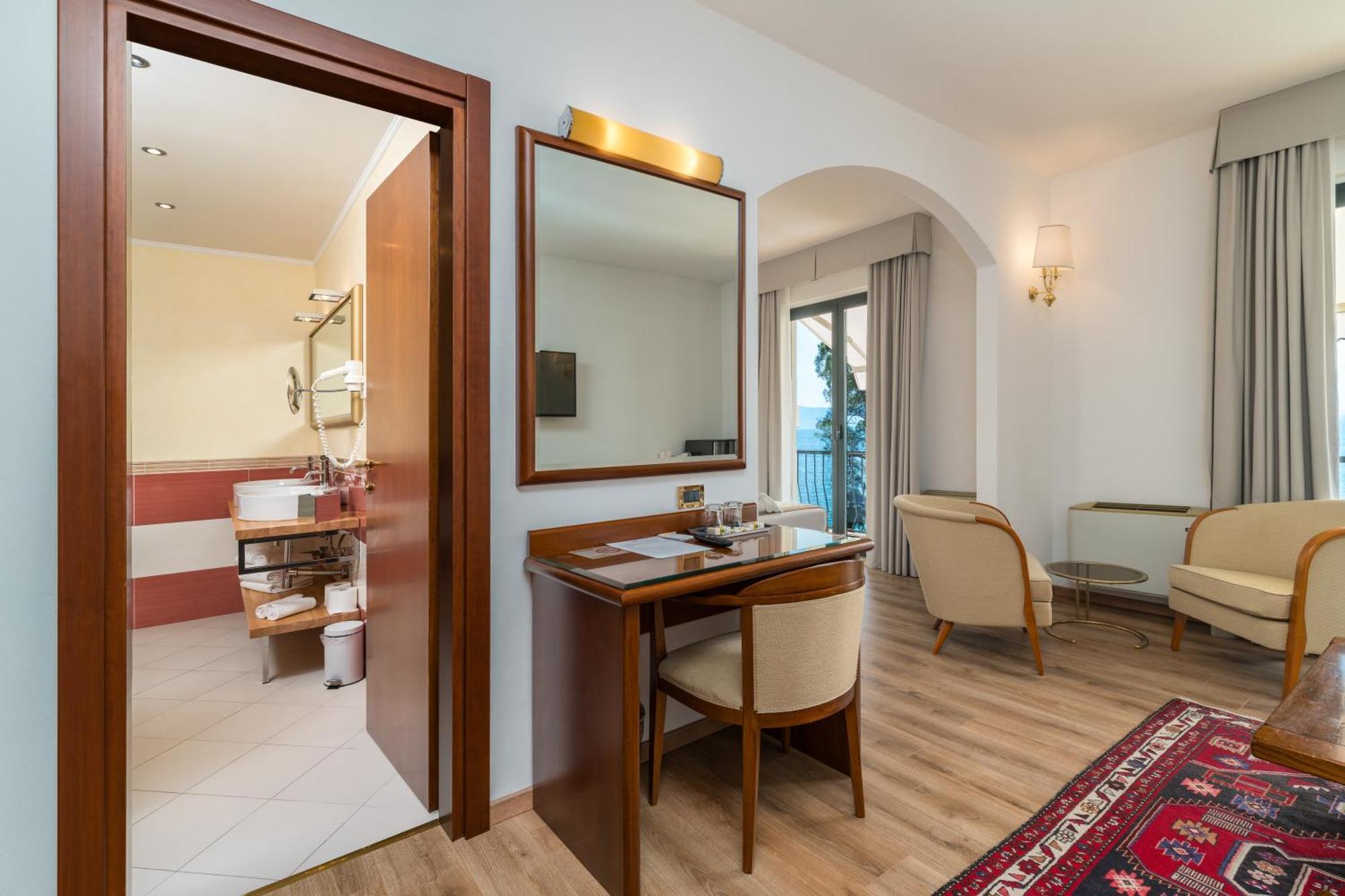 Junior Suite con Vista Lago
