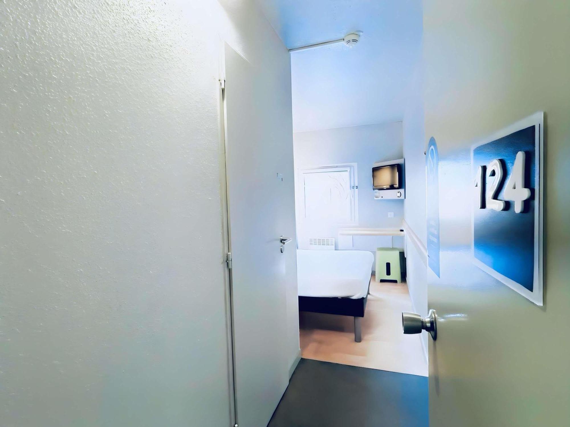 Triple Room One Double Bed One Bunk Bed