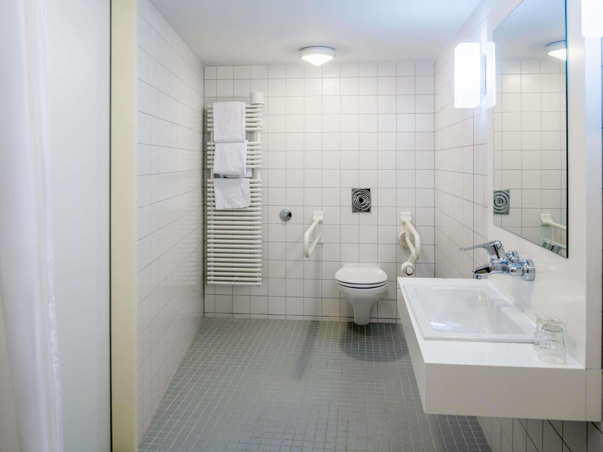 Camera Doppia con Letti Singoli con Accesso Disabili