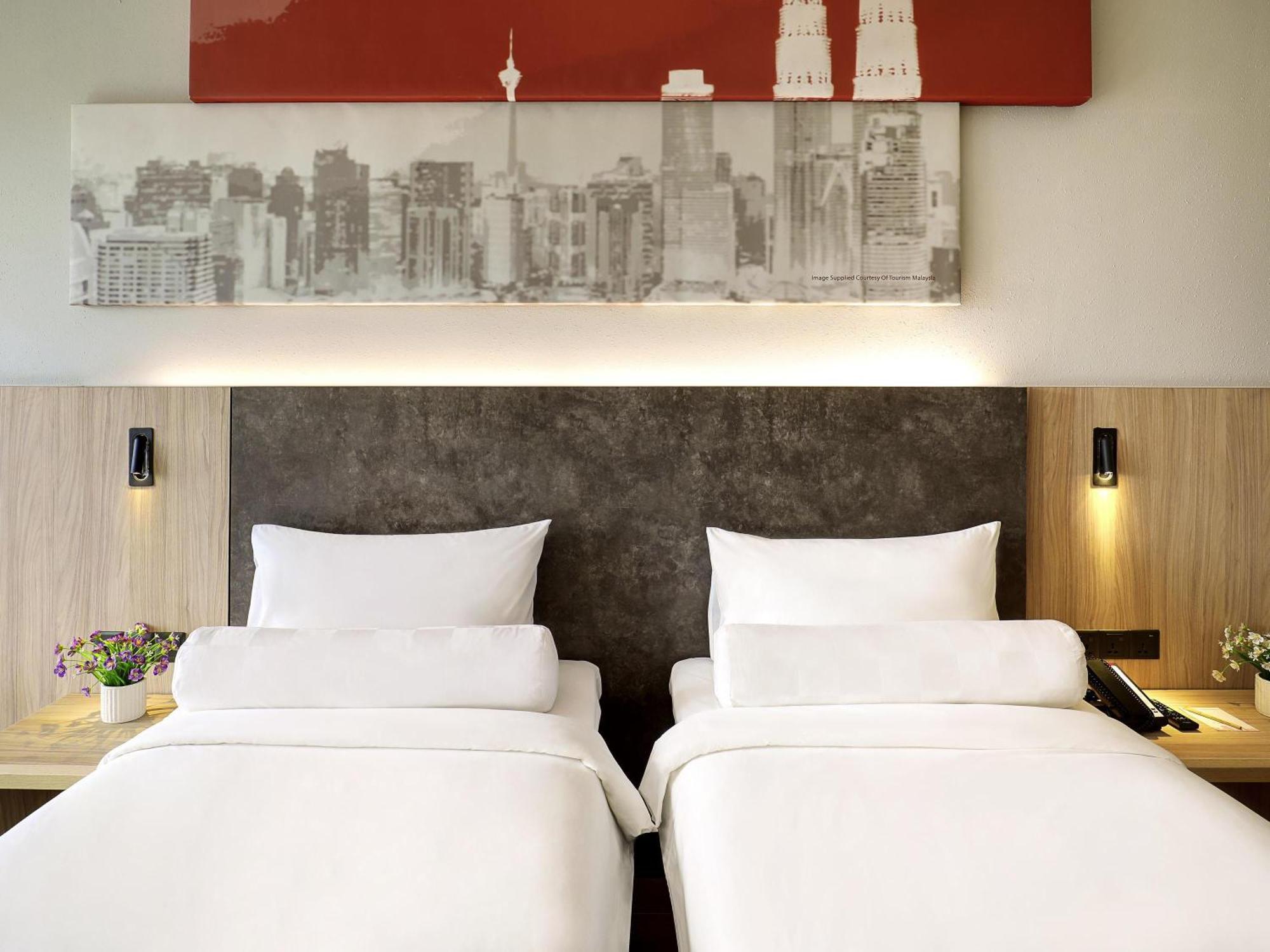 Standard Twin Room High Floor