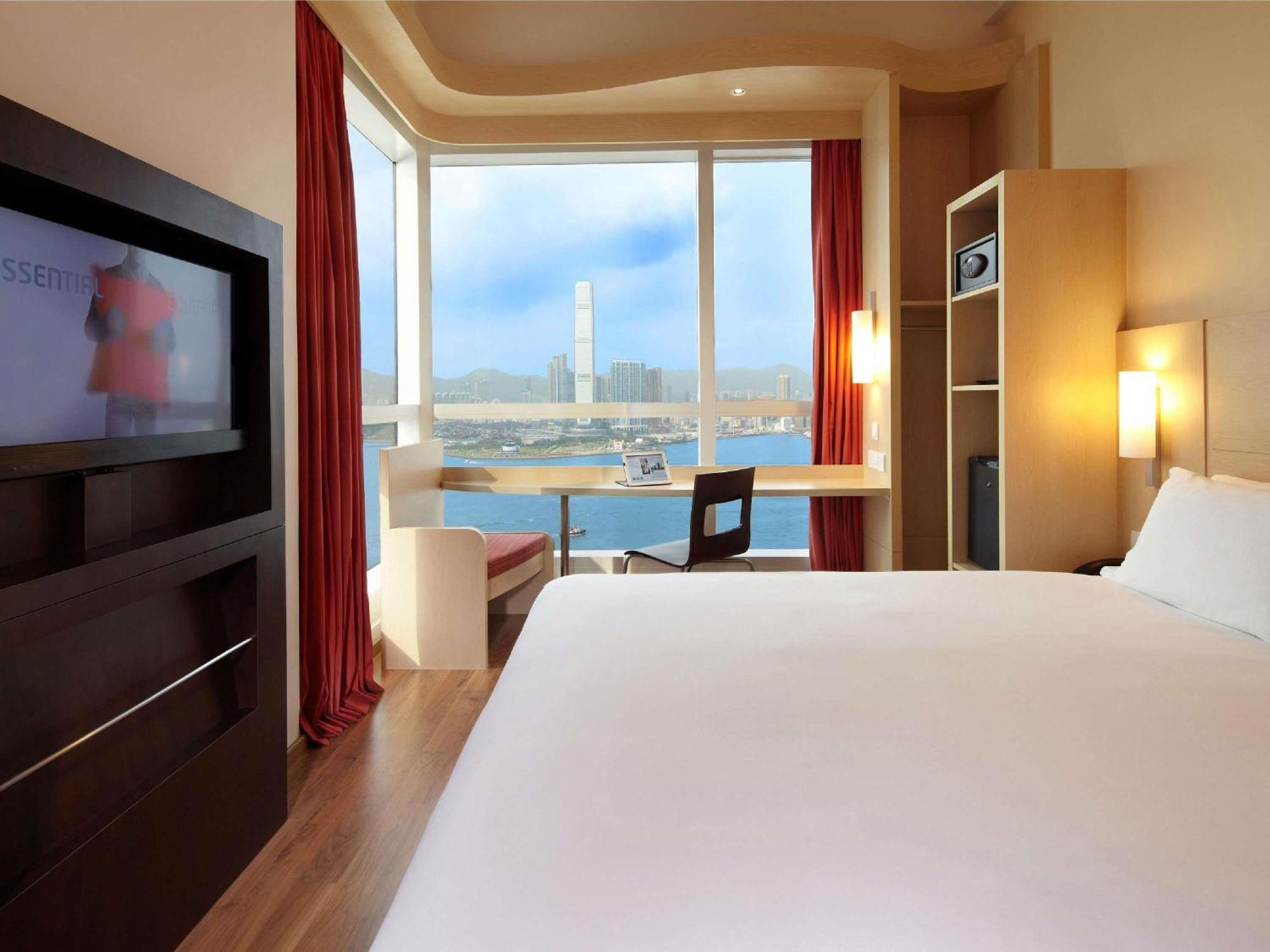 Superior Room Harbour View