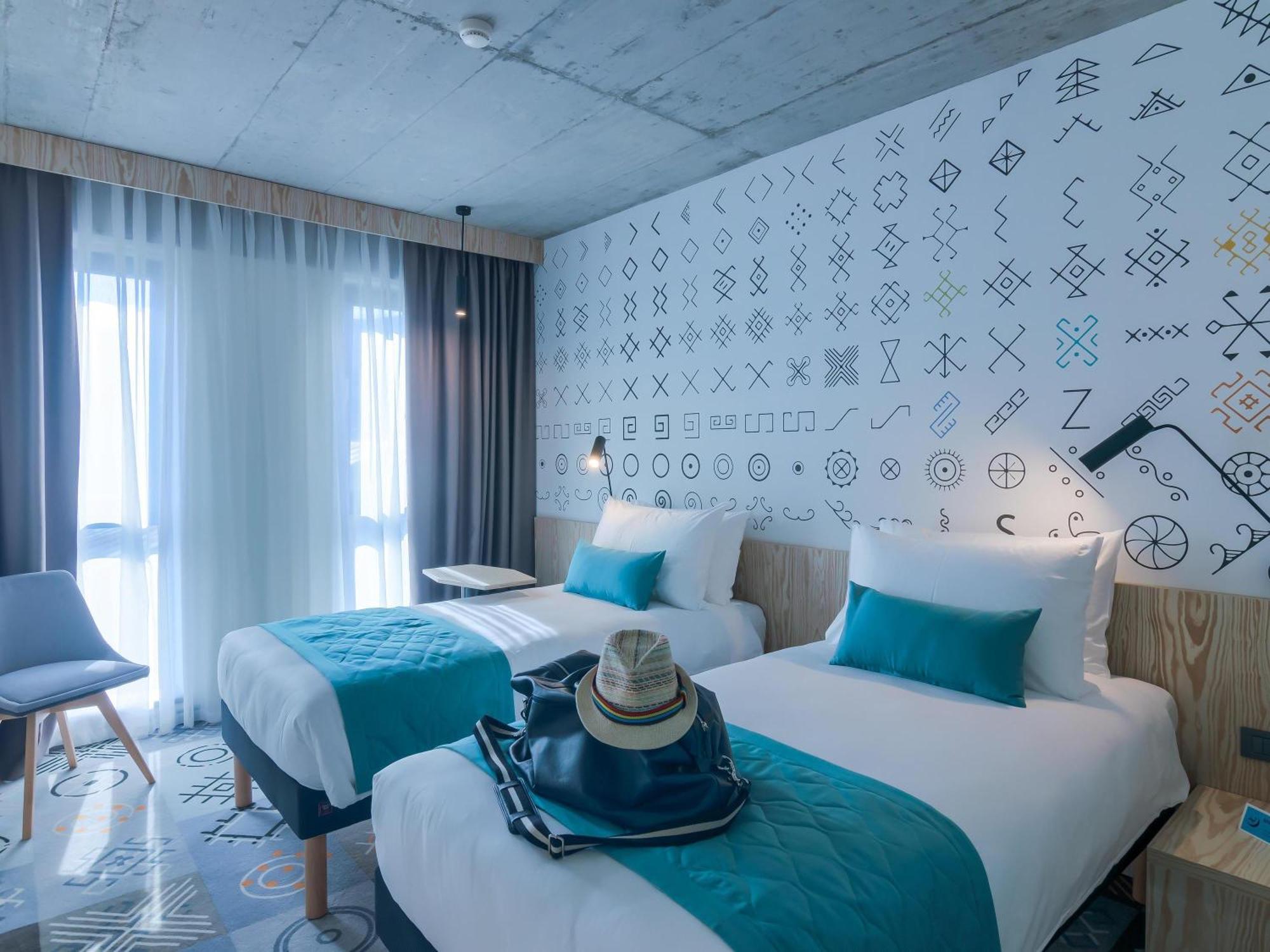 Standard Twin Room