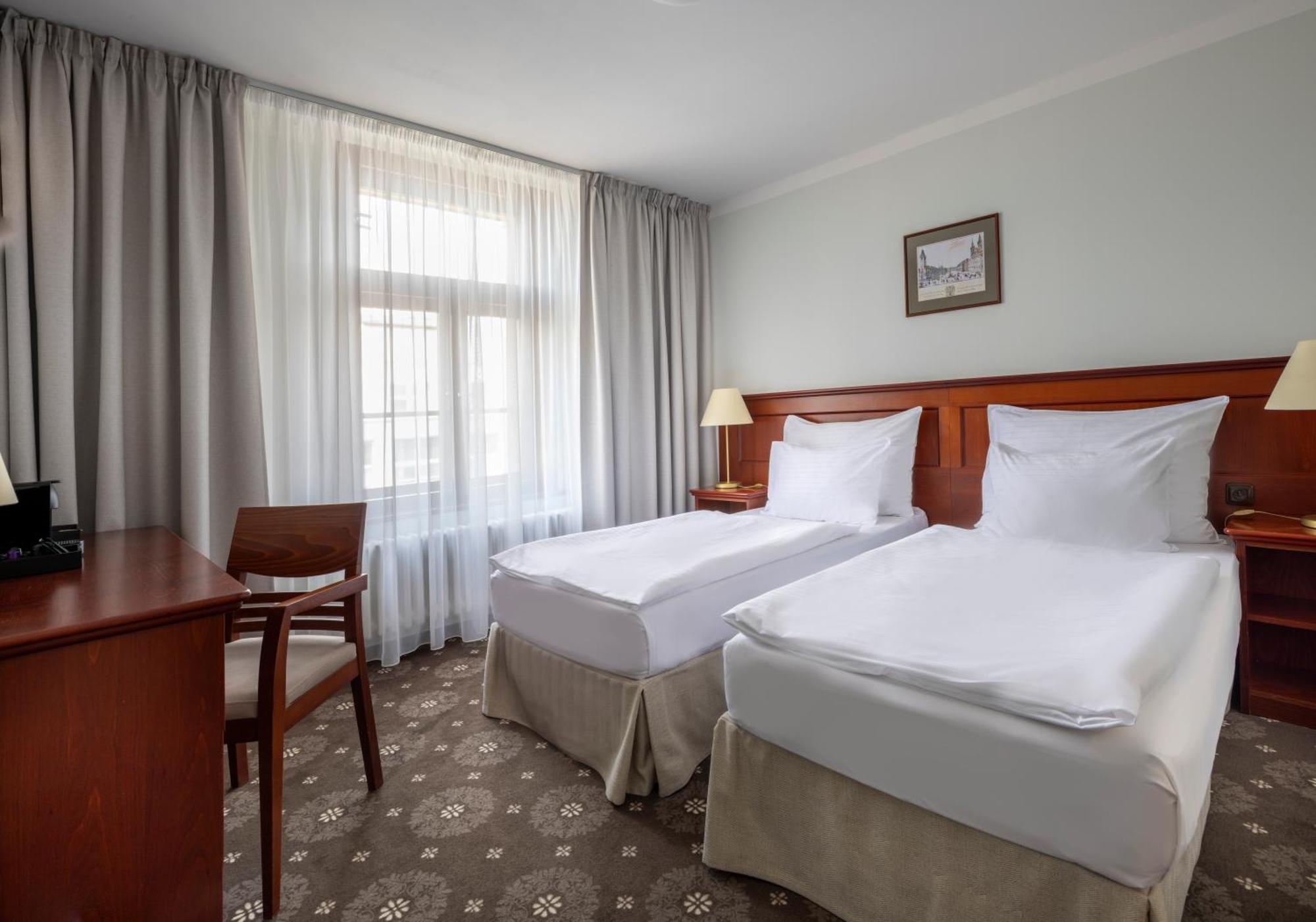 Camera Superior Matrimoniale/Doppia con Letti Singoli