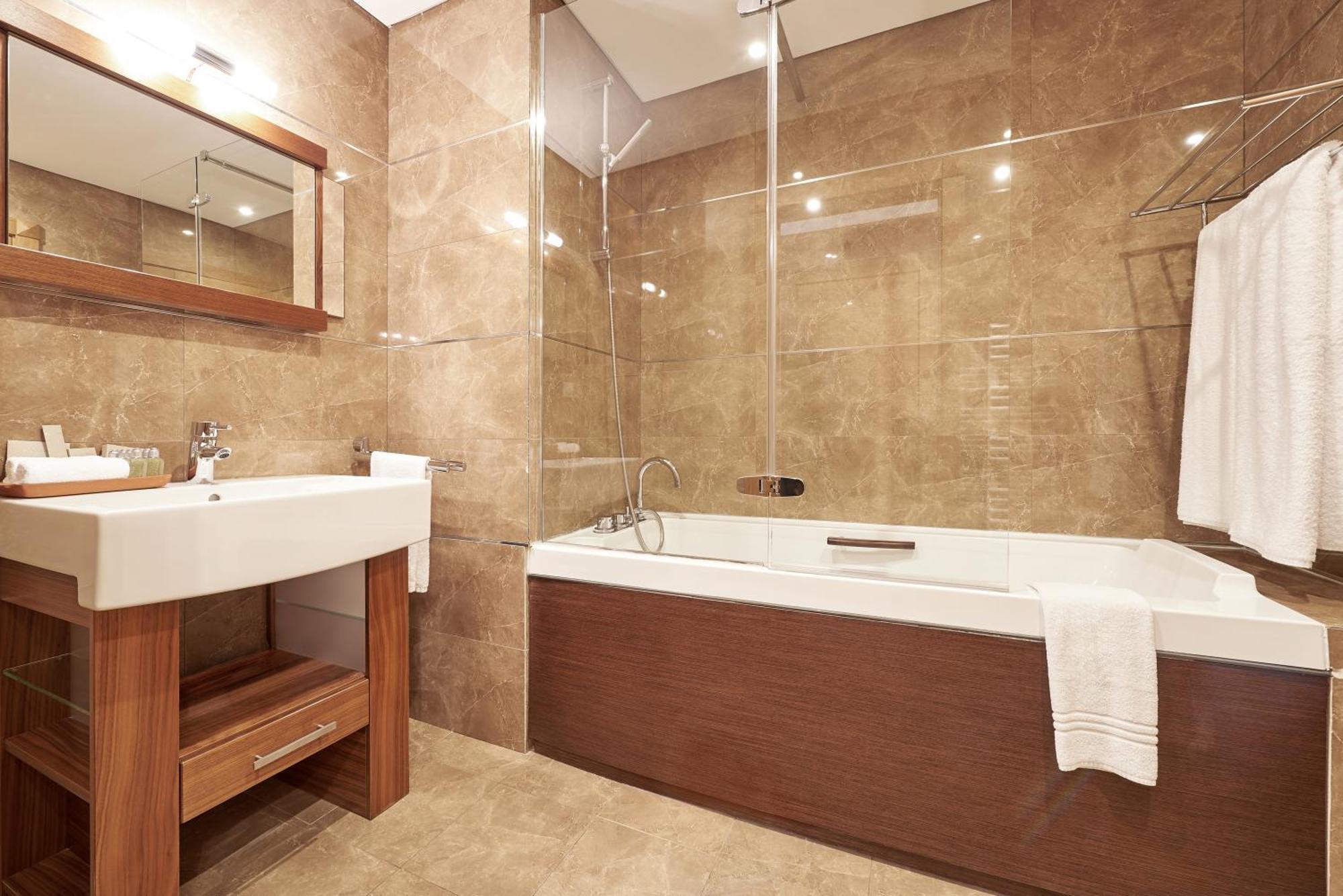 Two-Bedroom Apartment Pool View