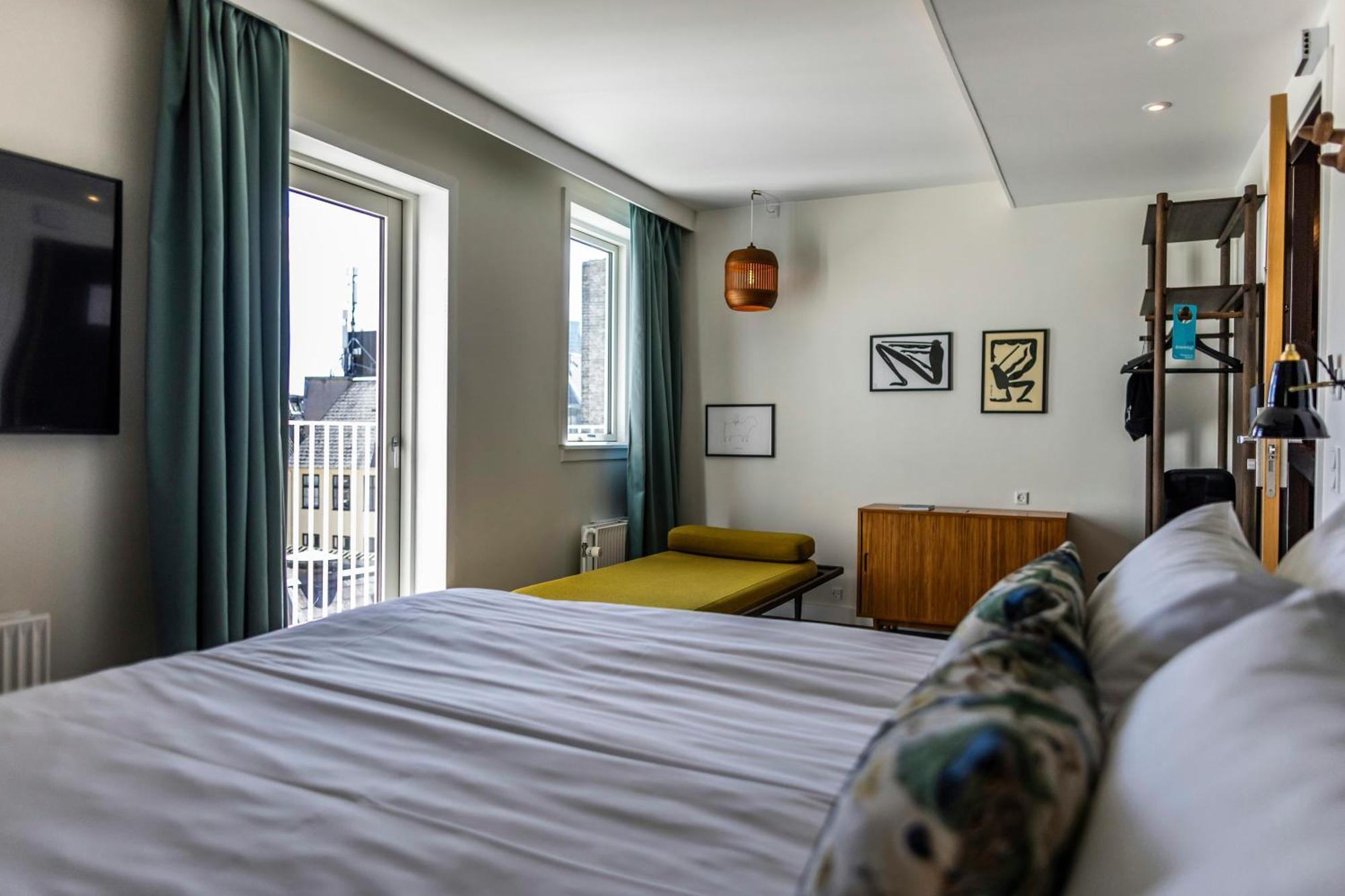 Superior King Room