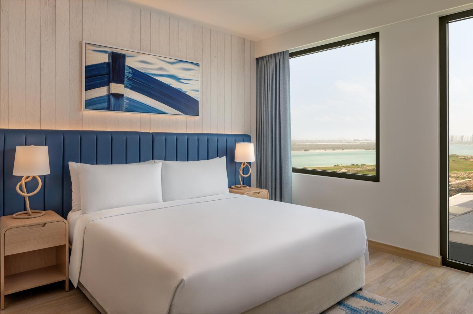 One-Bedroom Suite Sea View or Balcony or Kitchenette Theme Park