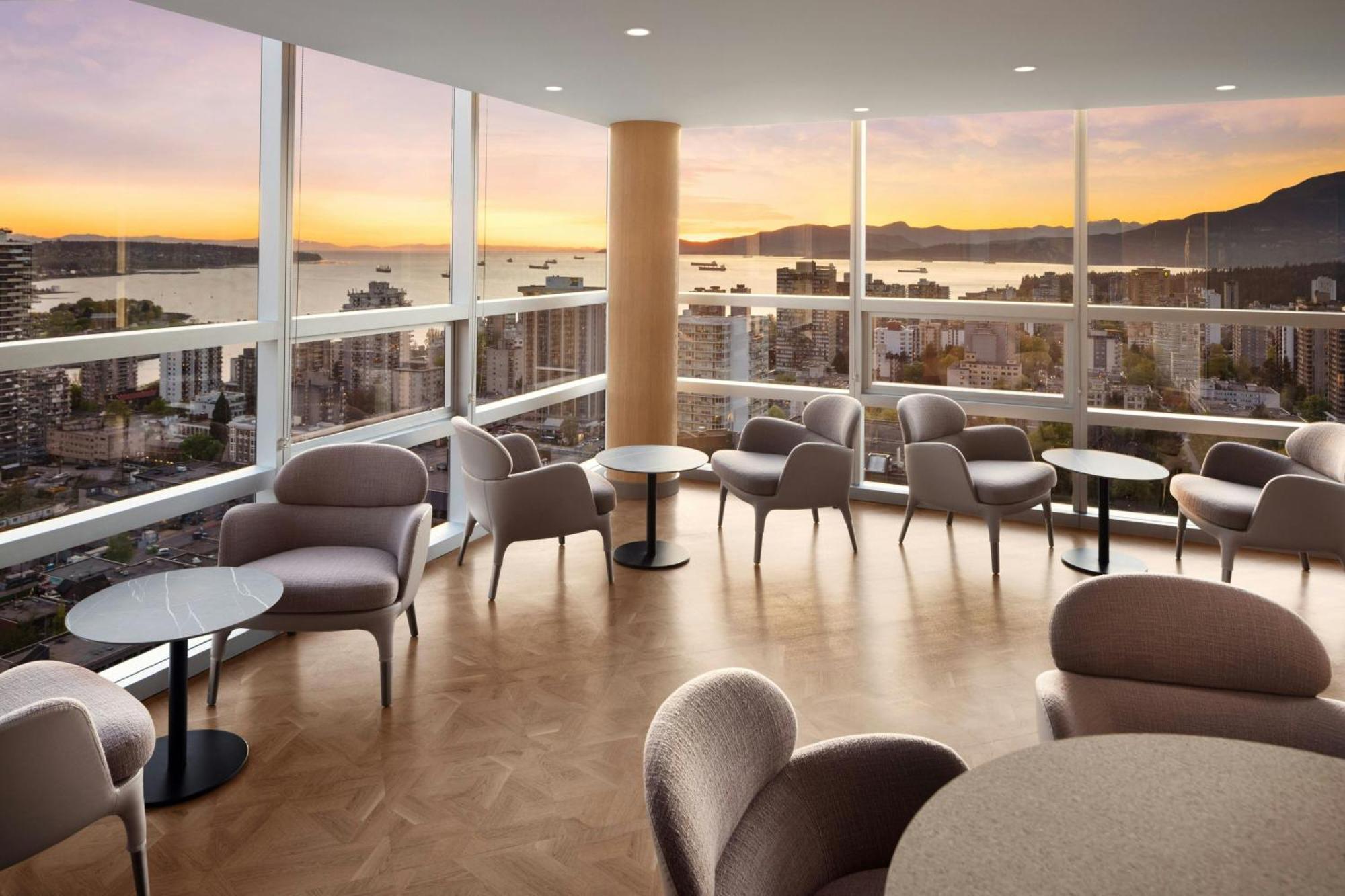 Two-Bedroom Suite High Floor or Club Lounge Access
