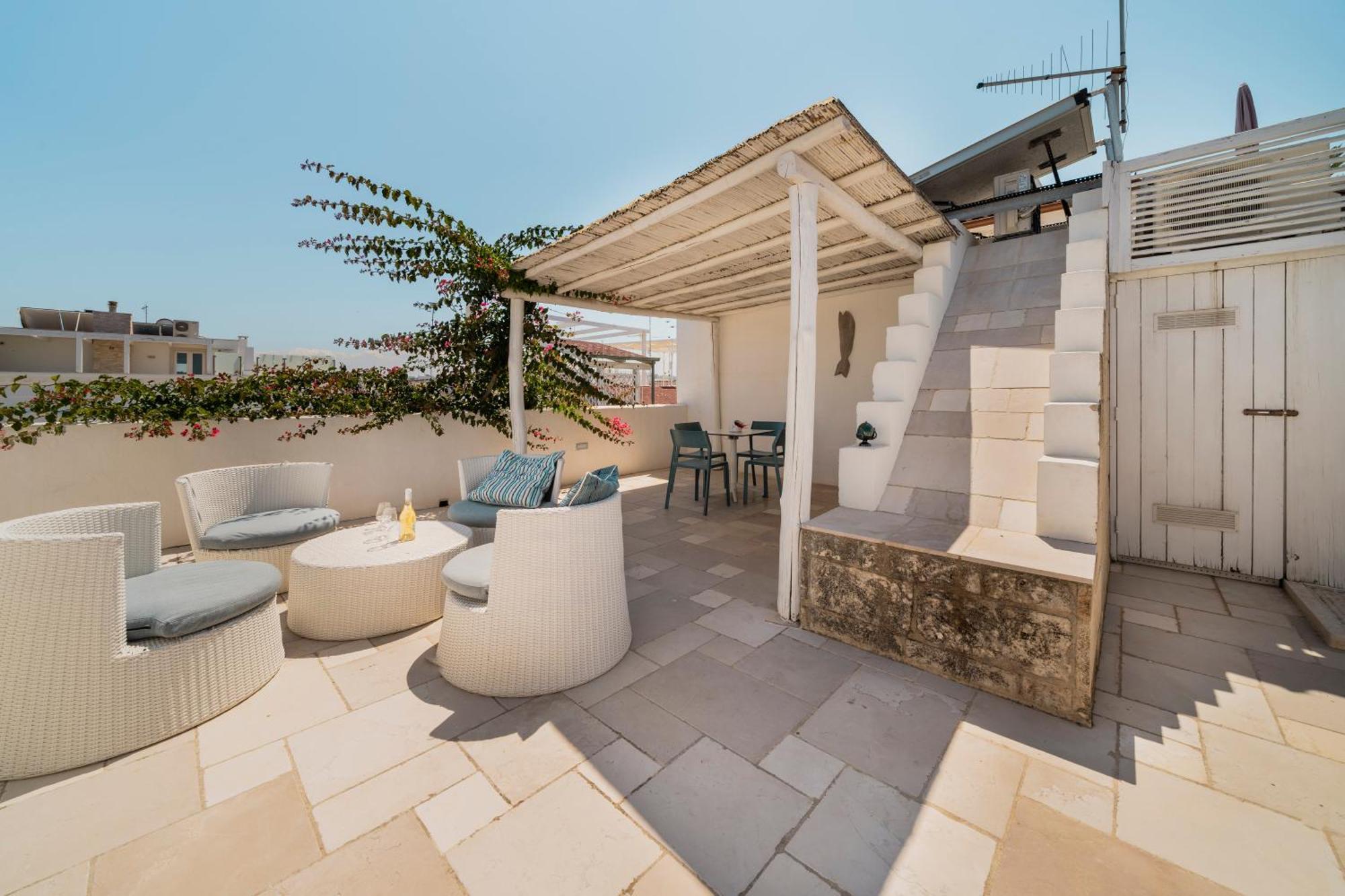 Appartamento con Terrazza e Vista Mare