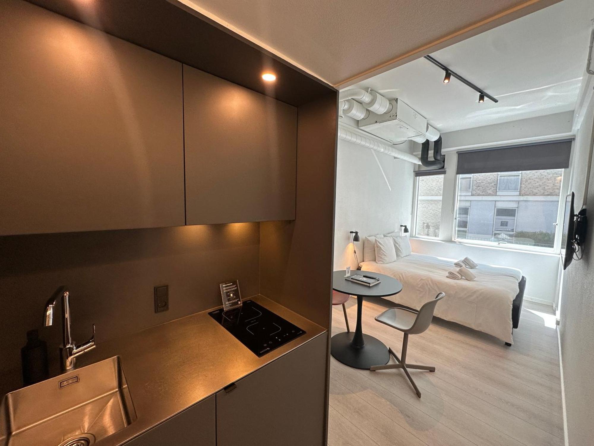 Small Double Room Kitchenette