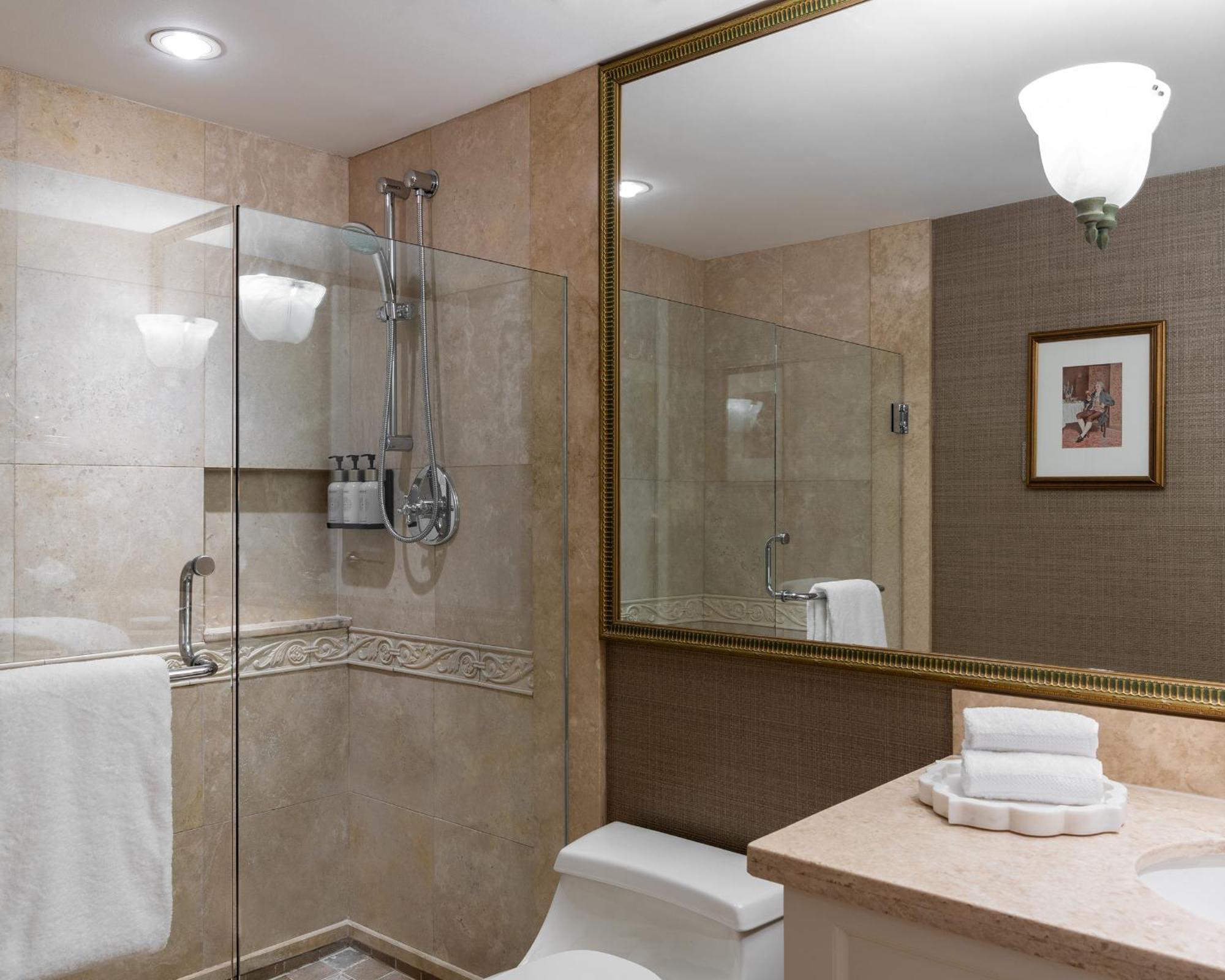 Deluxe Suite Jacuzzi