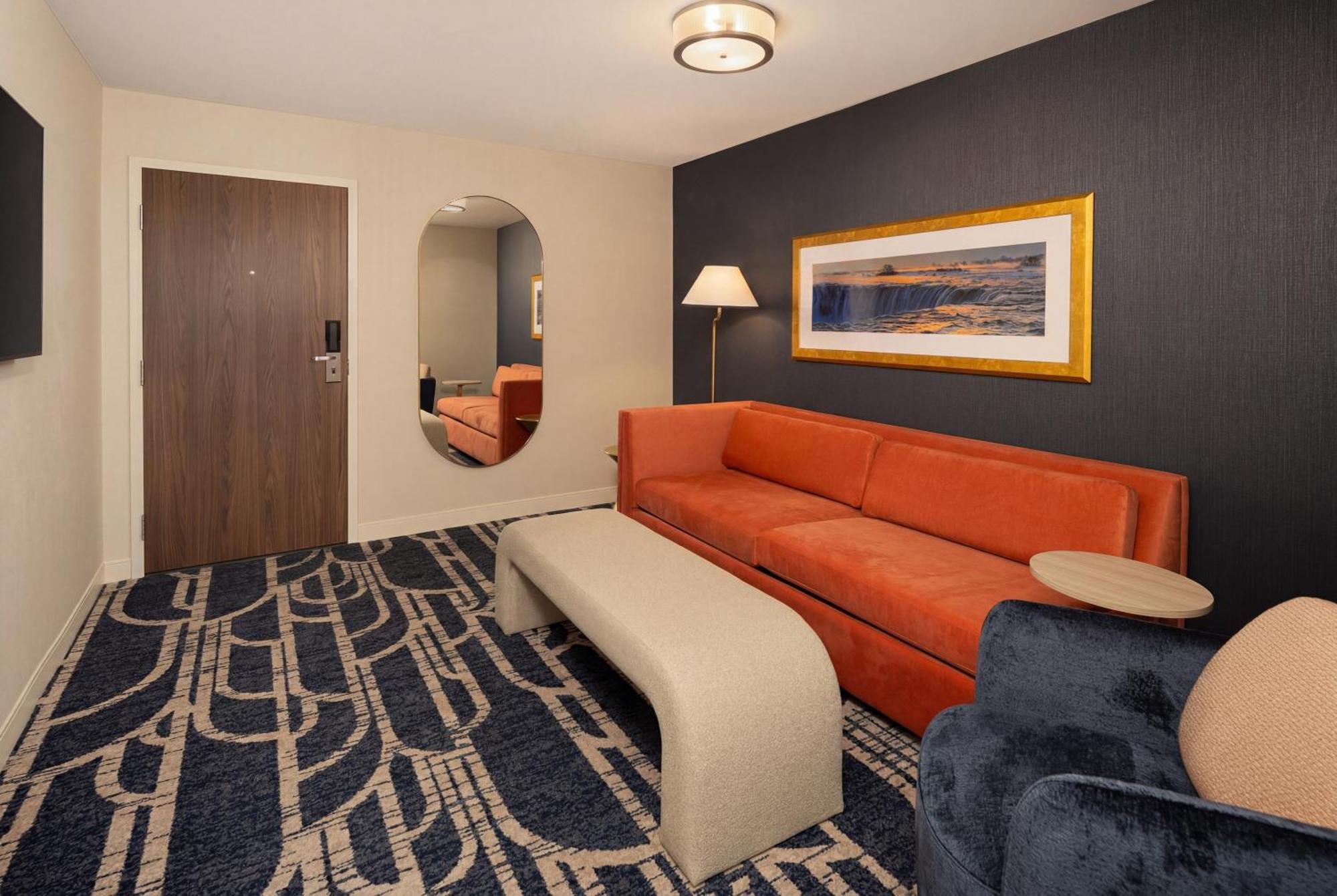 Junior Presidential Suite | Premium Fallsview Suite | One King Bed | Air Jetted Tub