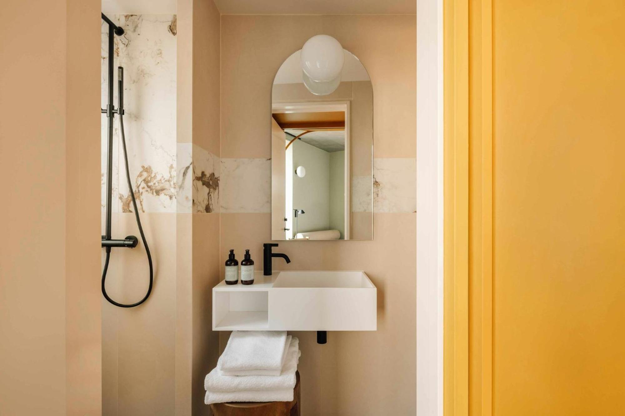 One-Bedroom Suite
