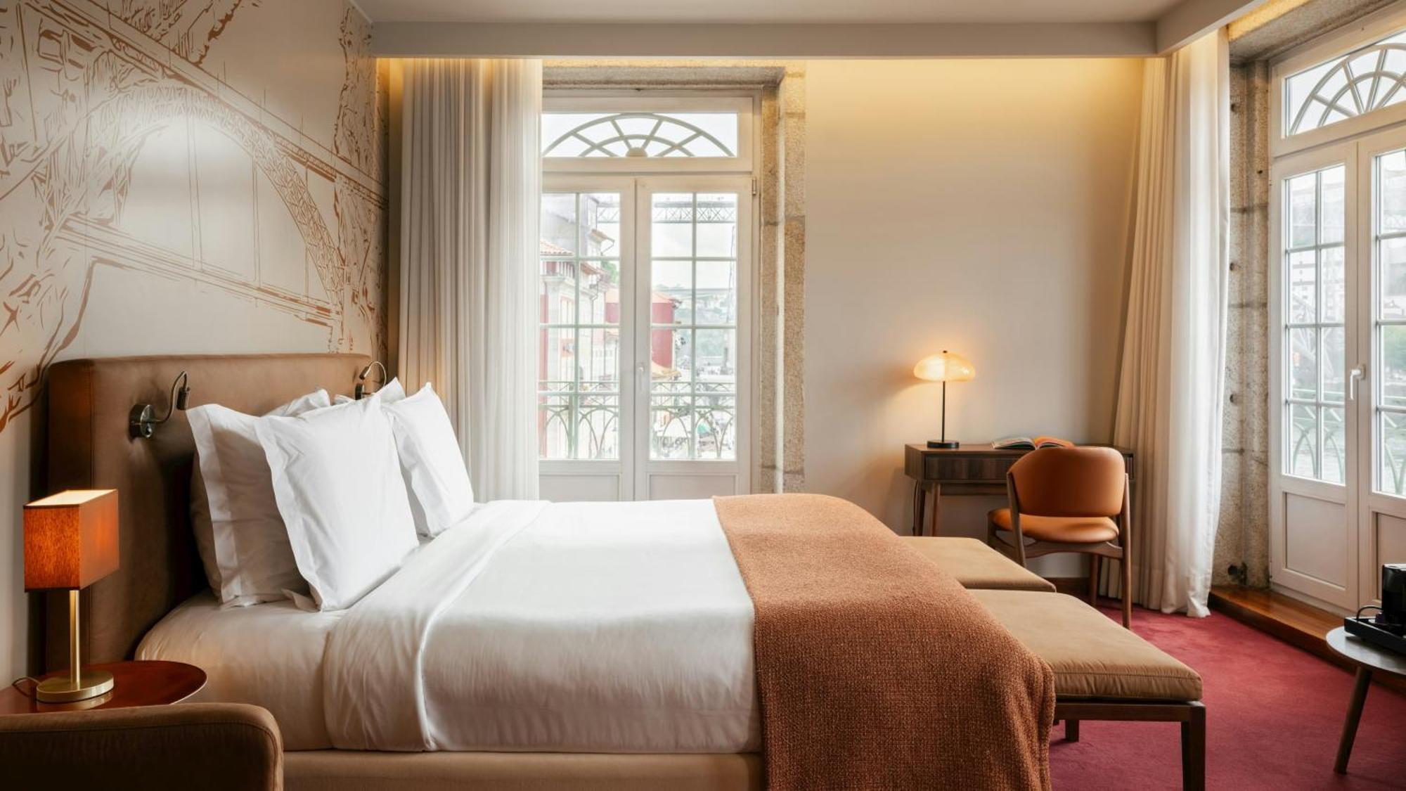 Double or Twin Vintage Grand balcony