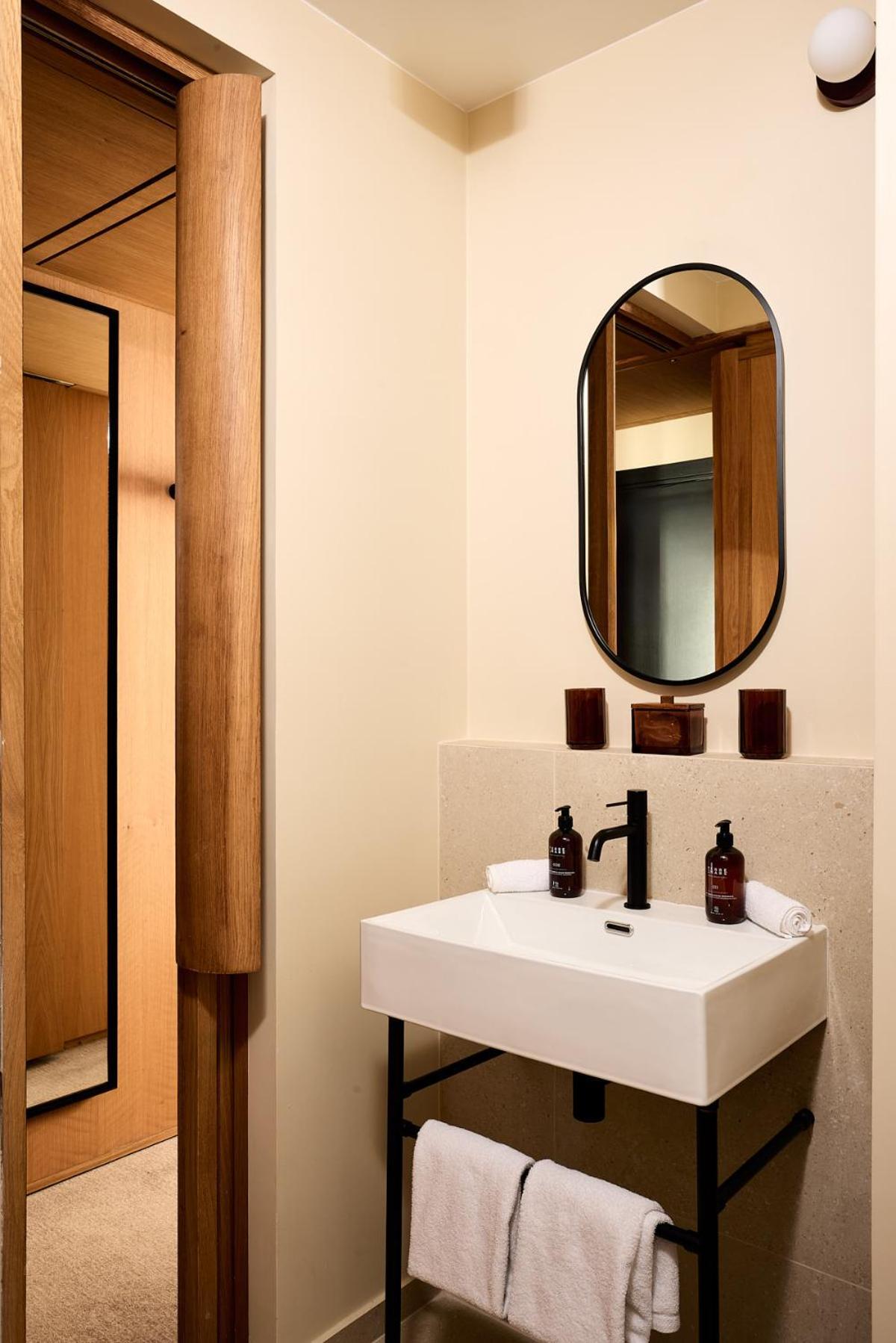 Double Room Deluxe