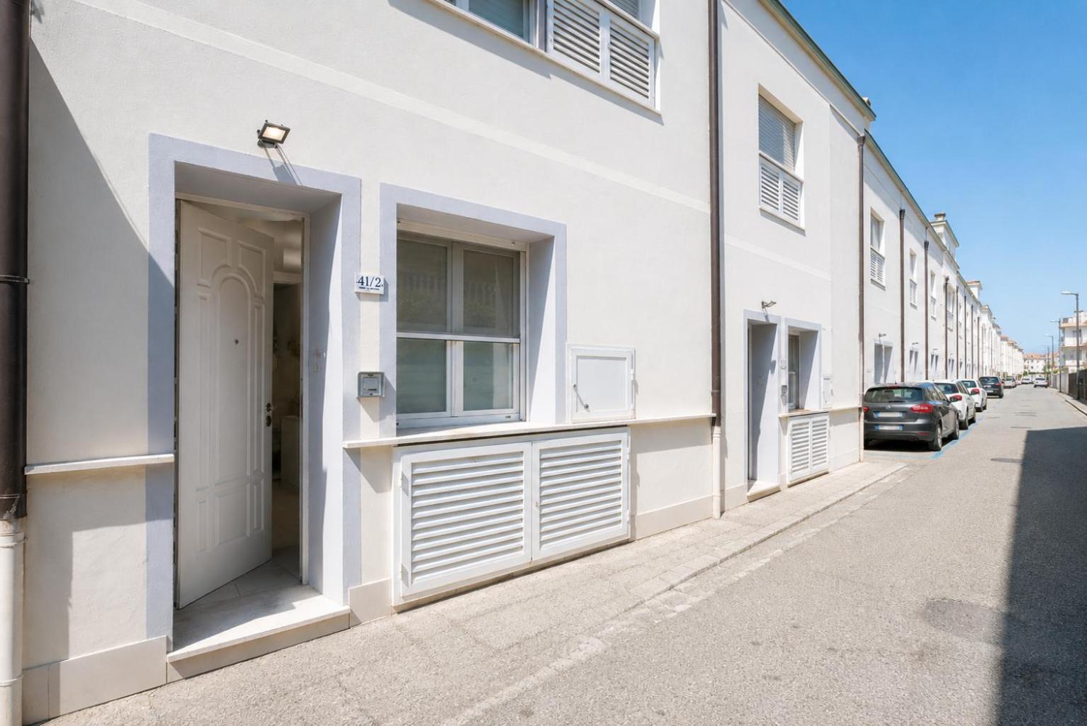 Apartment Ground Floor