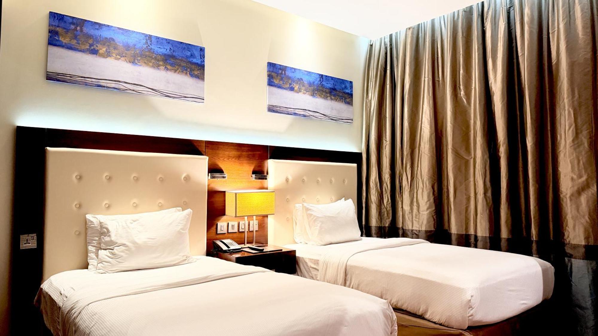 Deluxe Twin Room