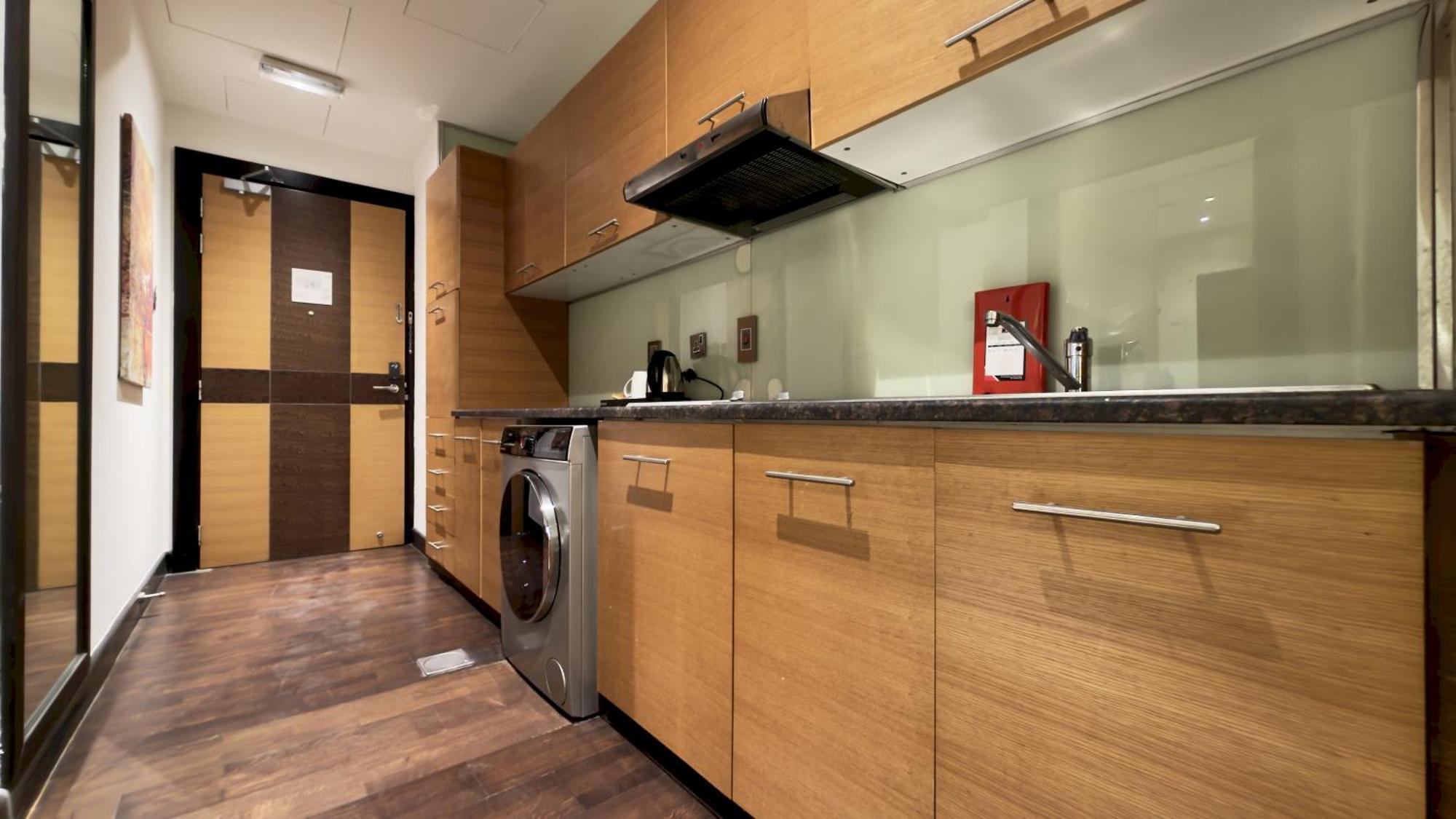 Studio Apartment