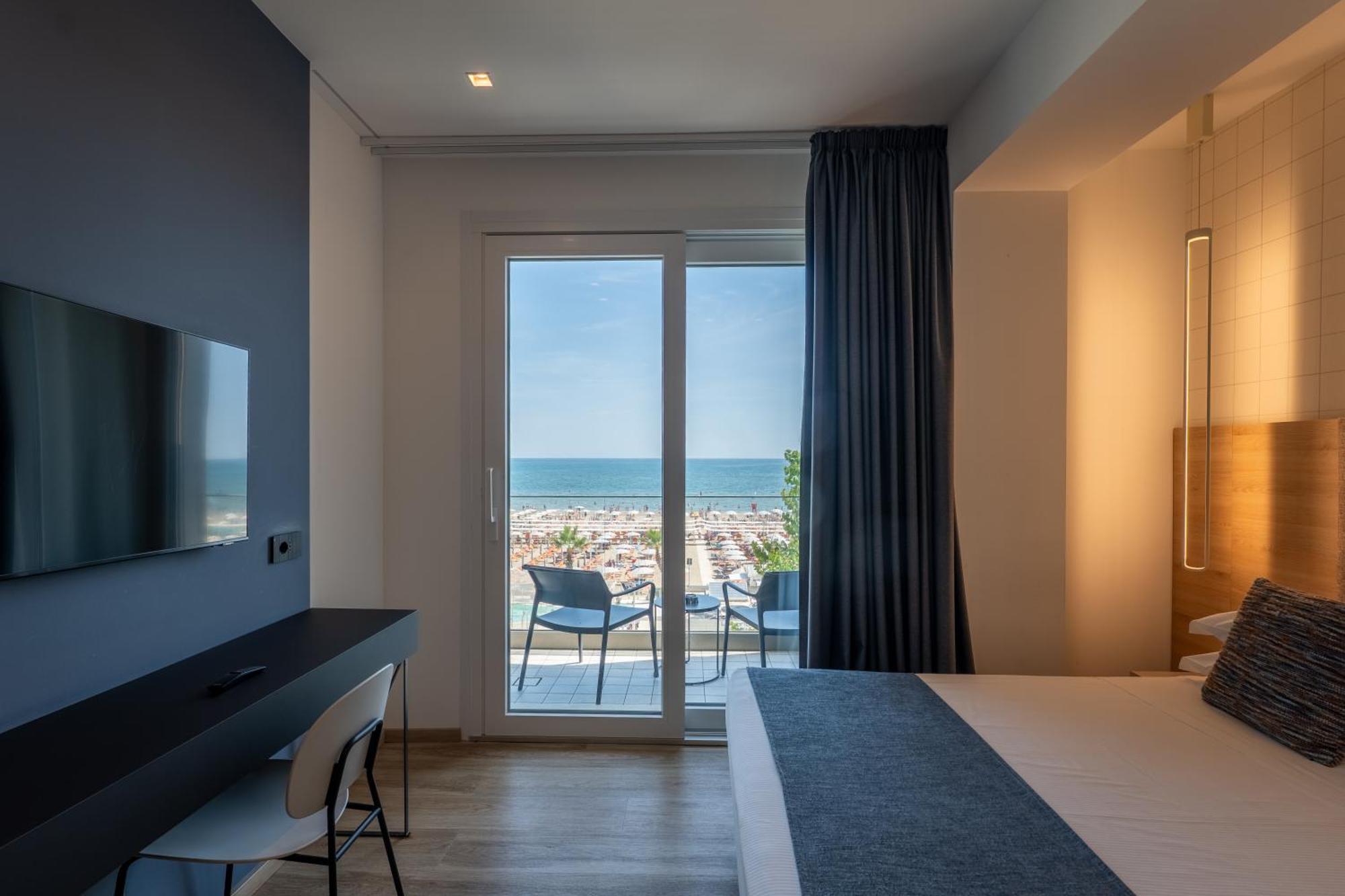 Executive Double Room Balcony Sea Front