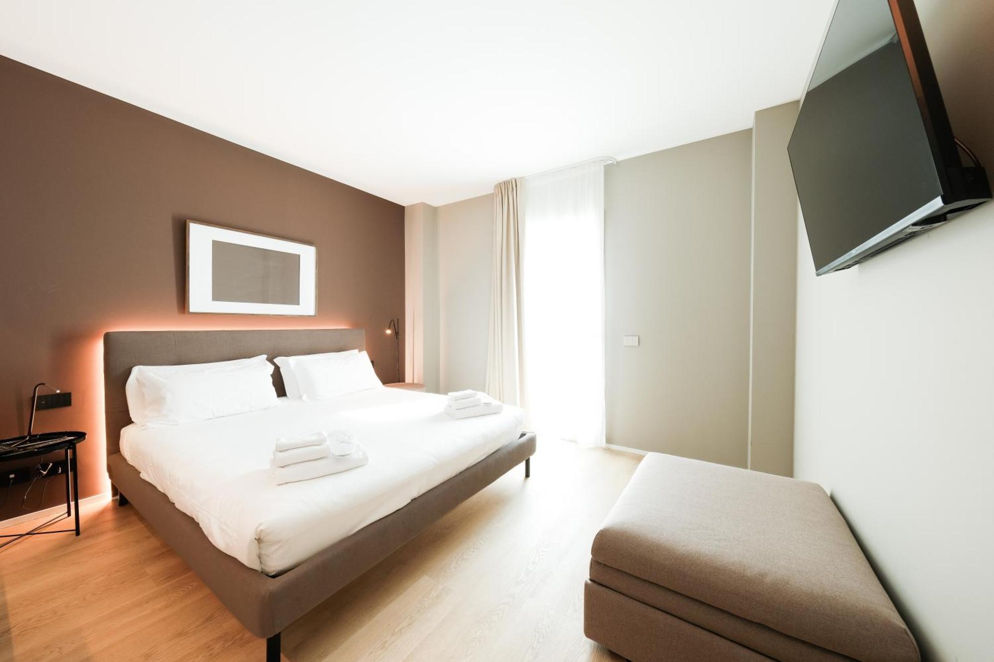 Superior One-Bedroom Apartment Terrace