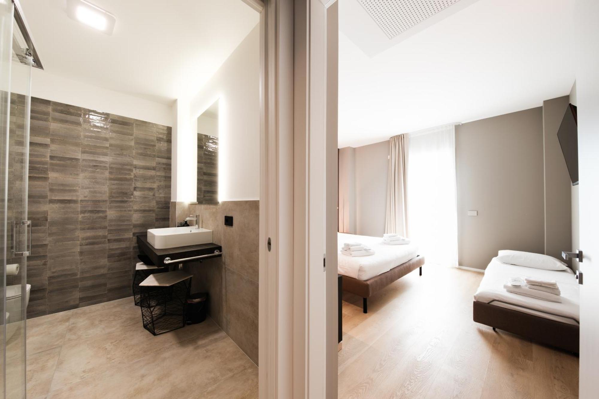 Superior One-Bedroom Apartment Terrace