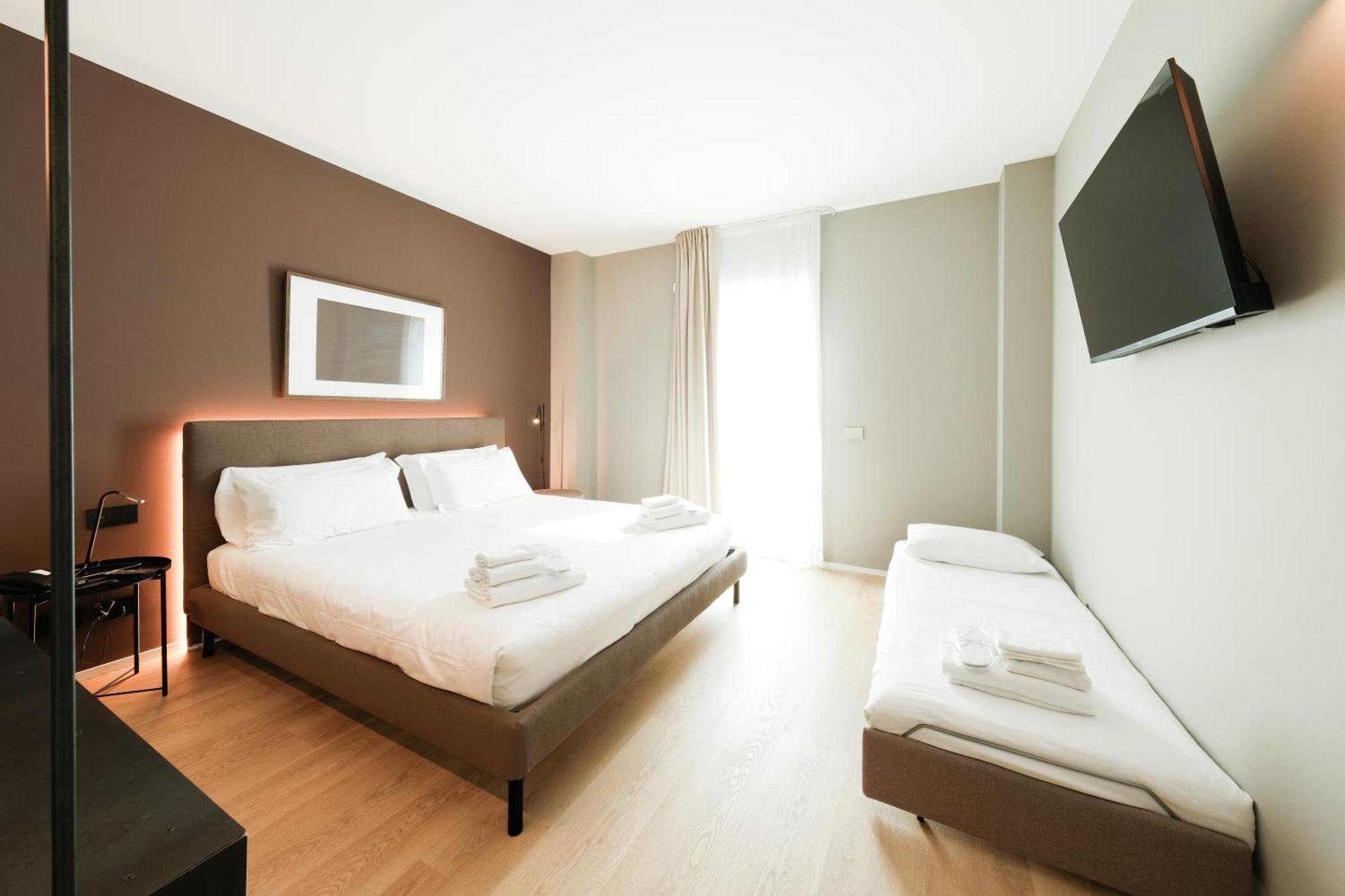 Superior One-Bedroom Apartment Terrace
