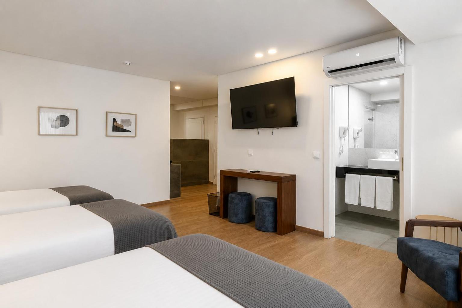 Quadruple Room Terrace