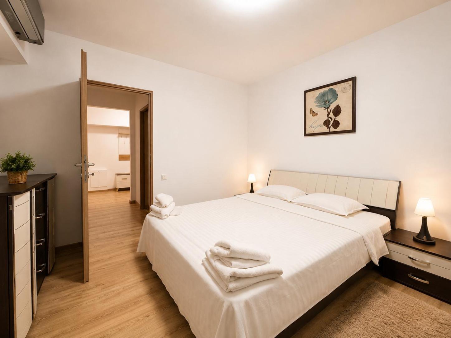 One-Bedroom Standard Apartment