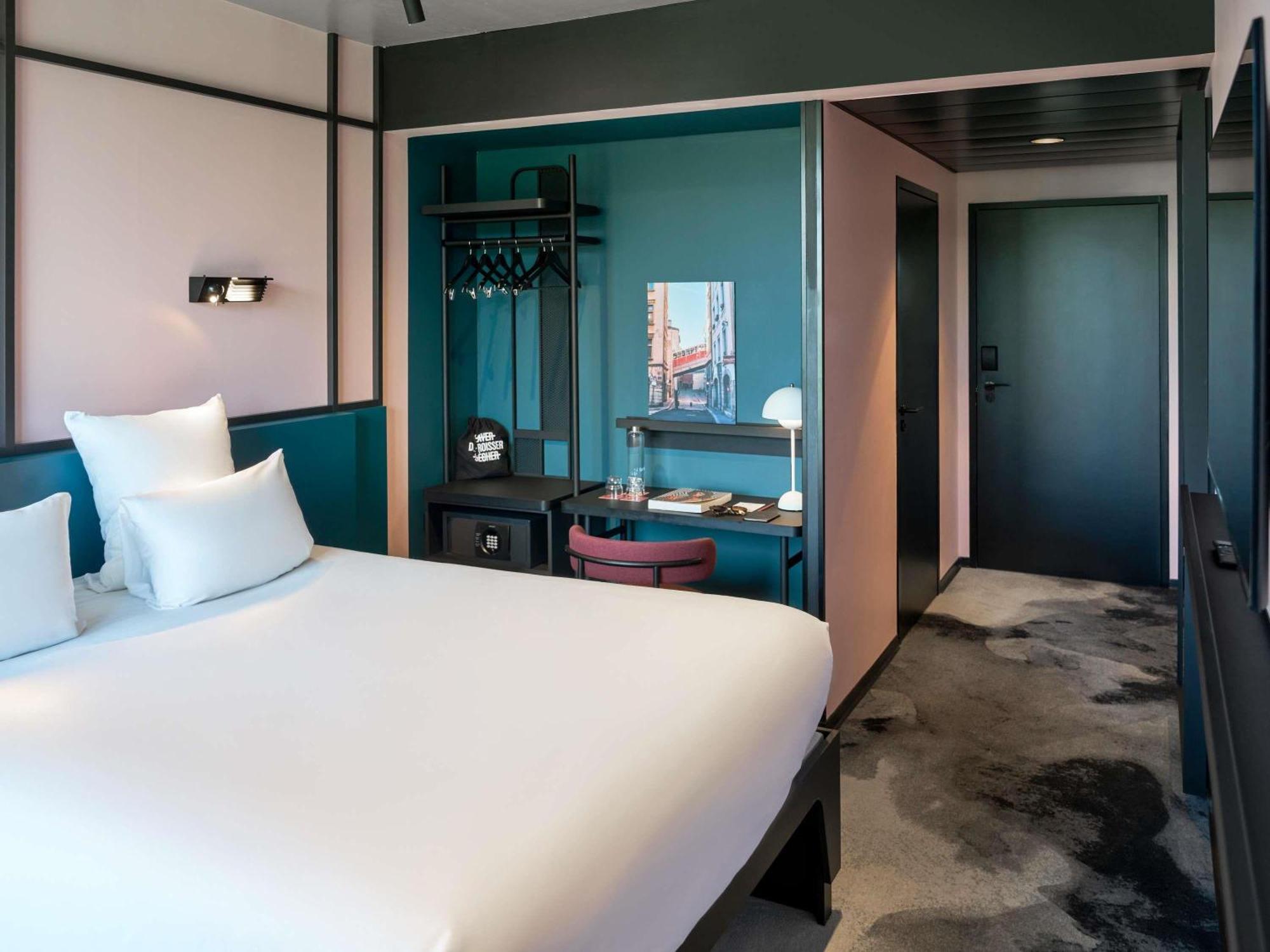 TRIBE Comfort Double Room