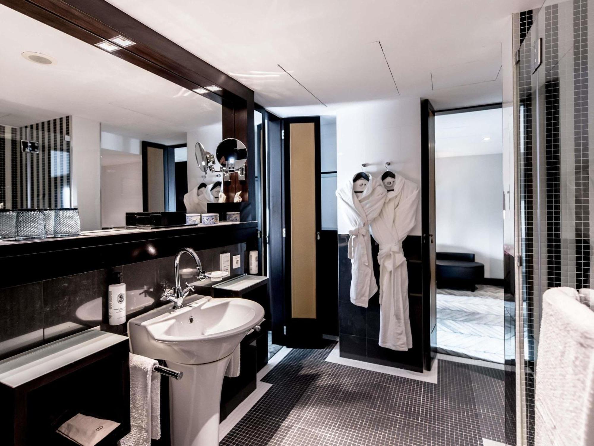 Prestige King Suite High Floor