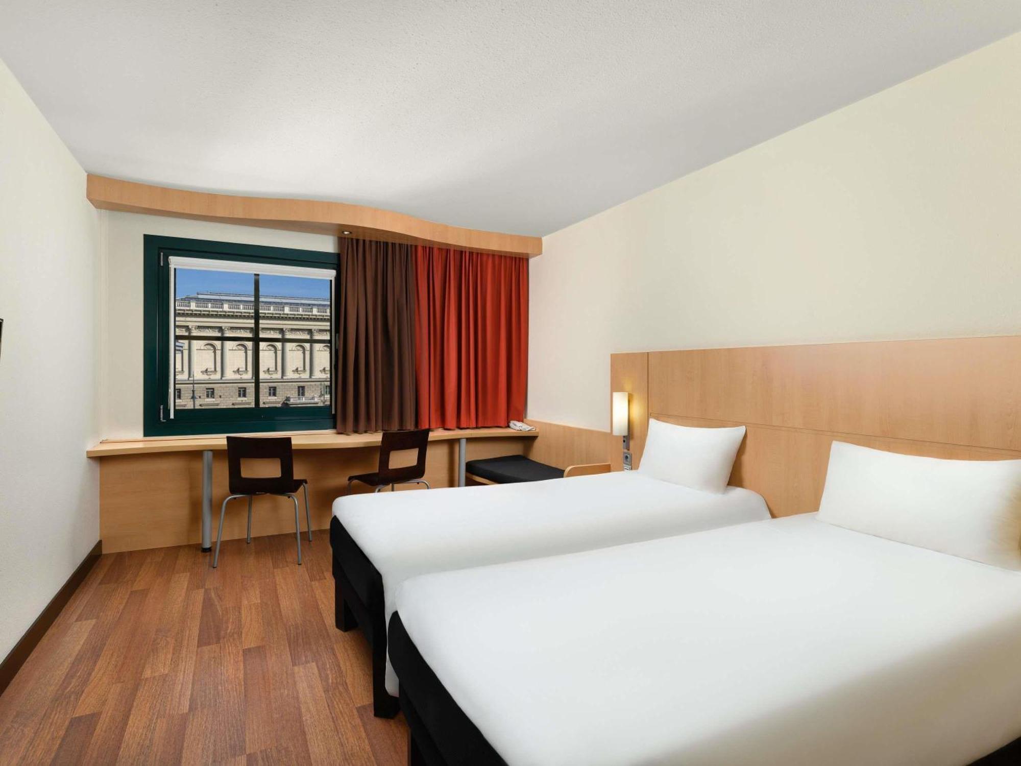 Classic Twin Room