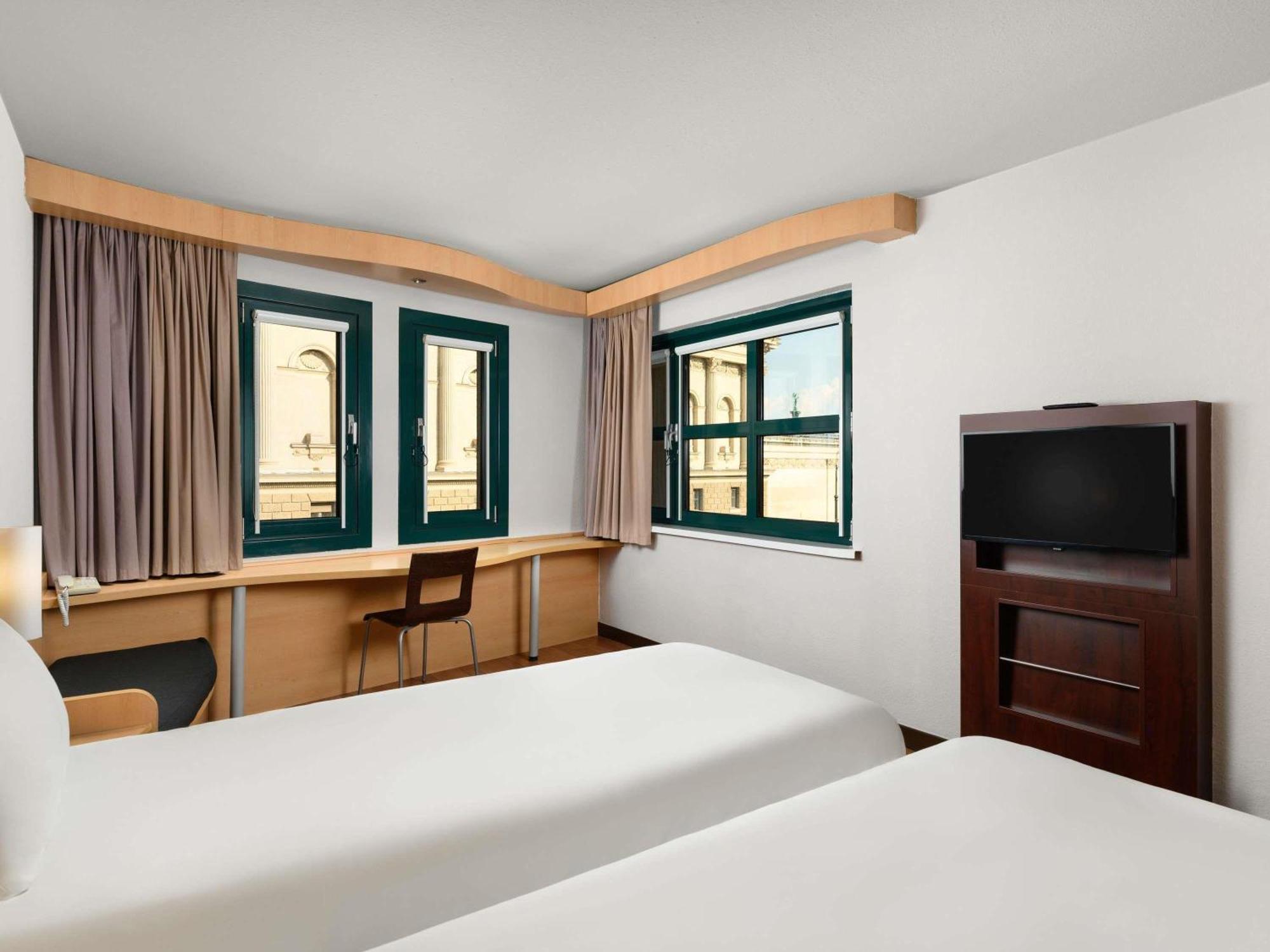 Classic Twin Room