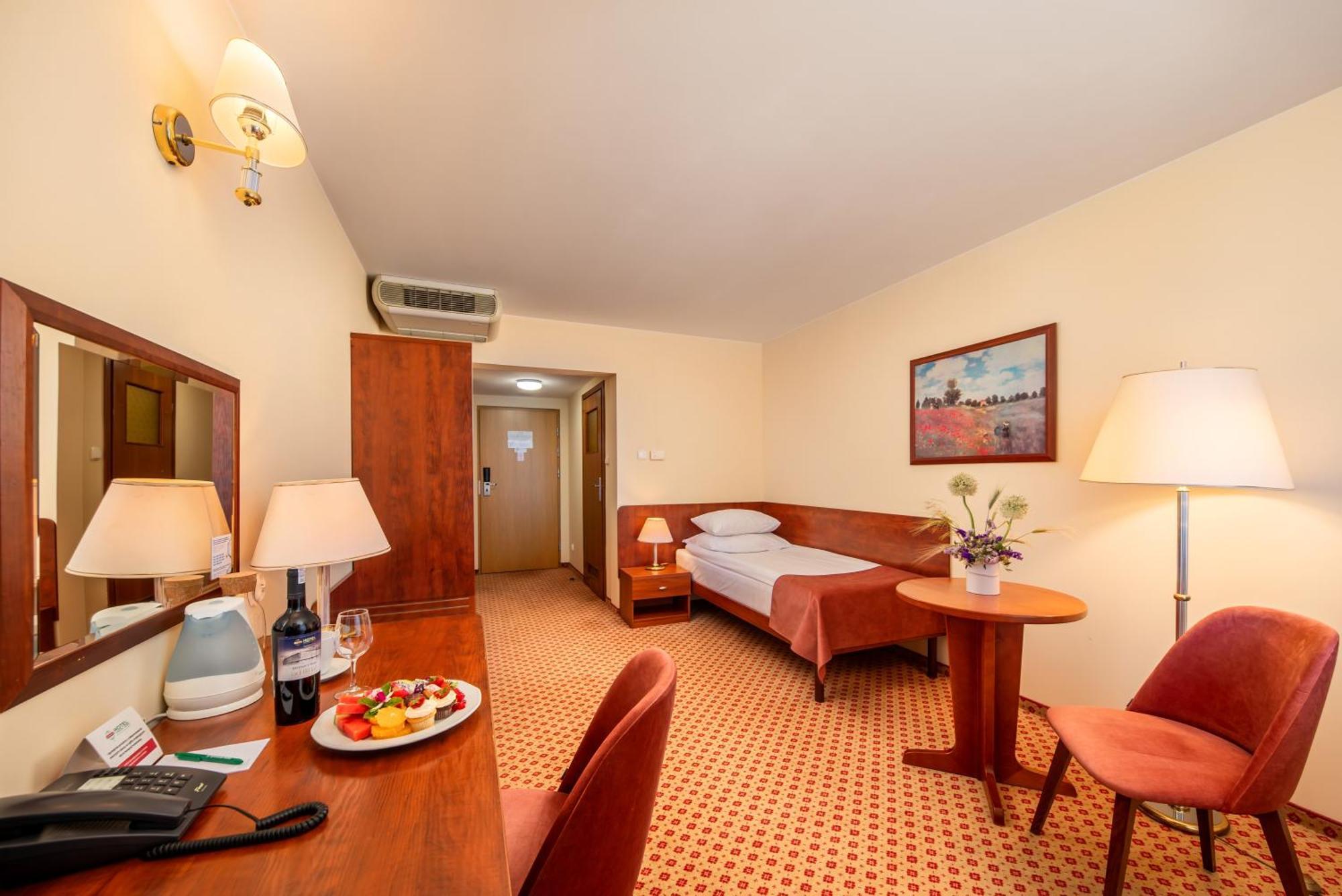 Single Room