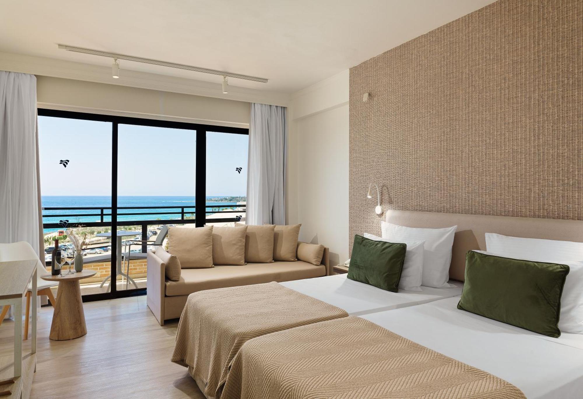 Deluxe Twin Room Sea View