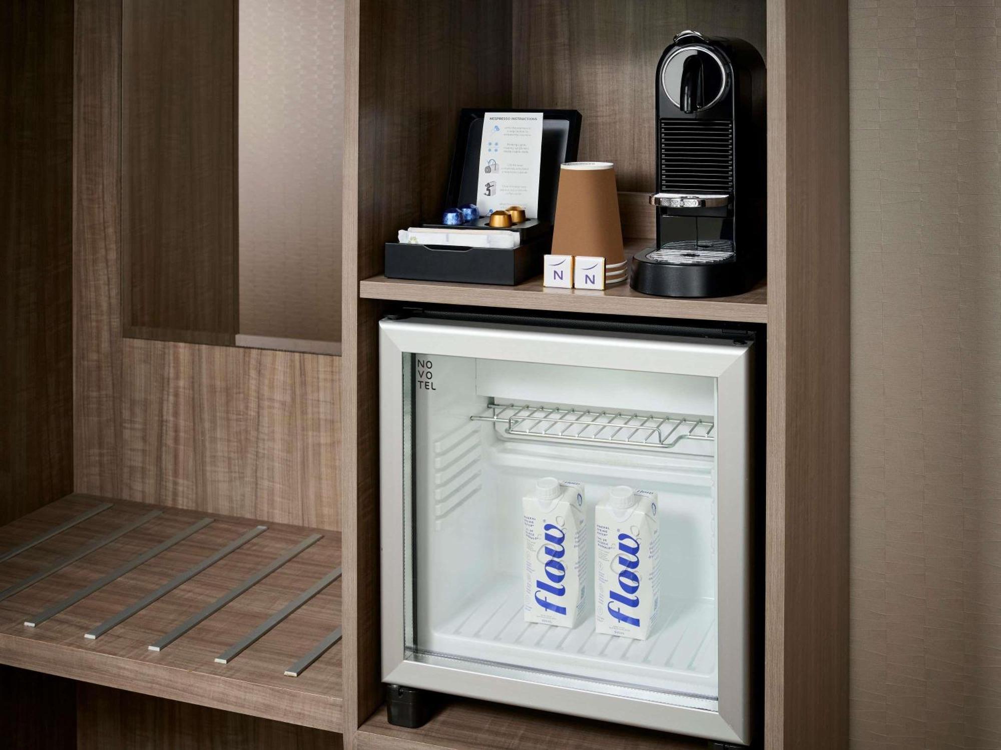 Executive King Room Sofa Bed