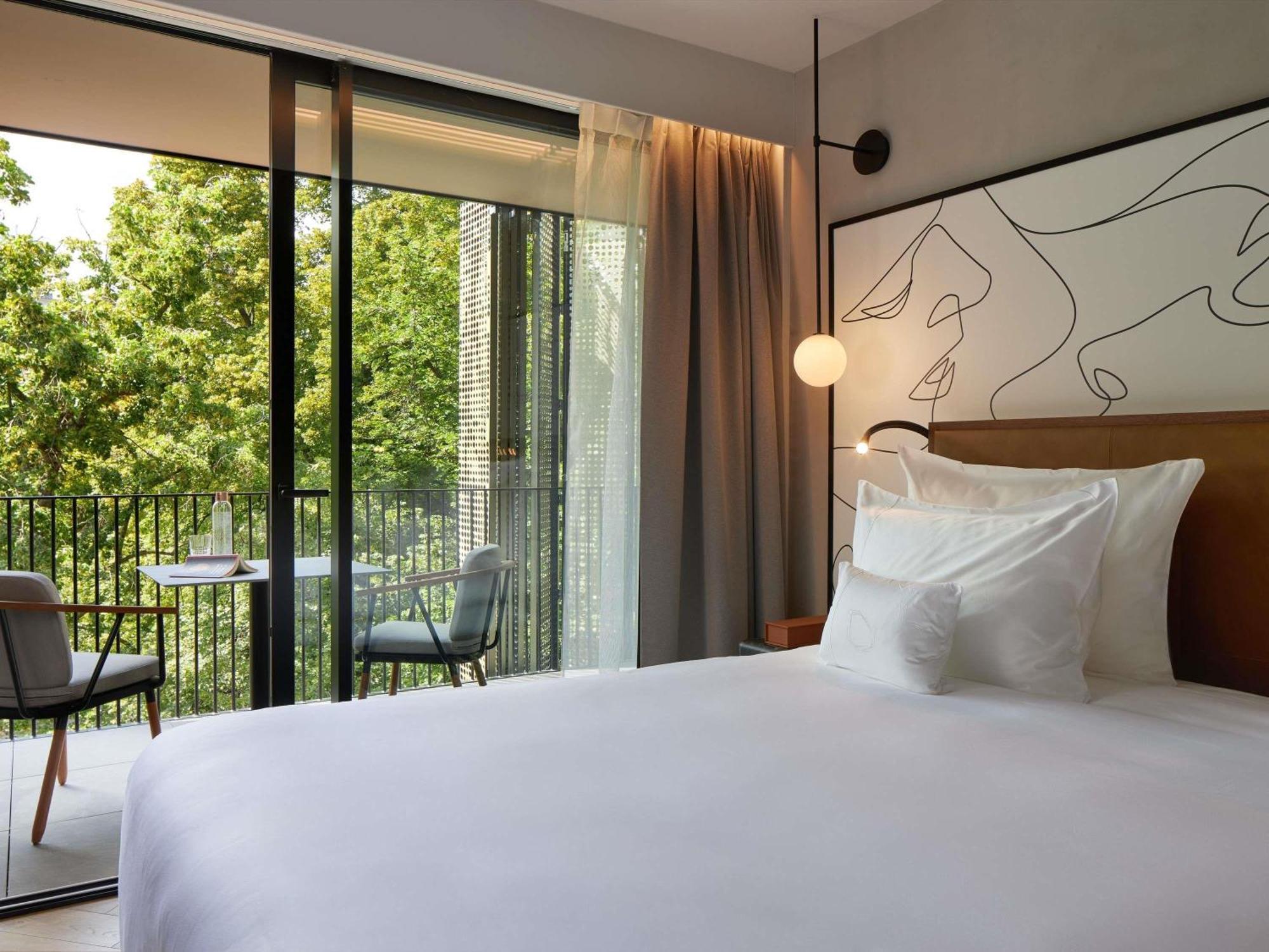Deluxe King Room Balcony