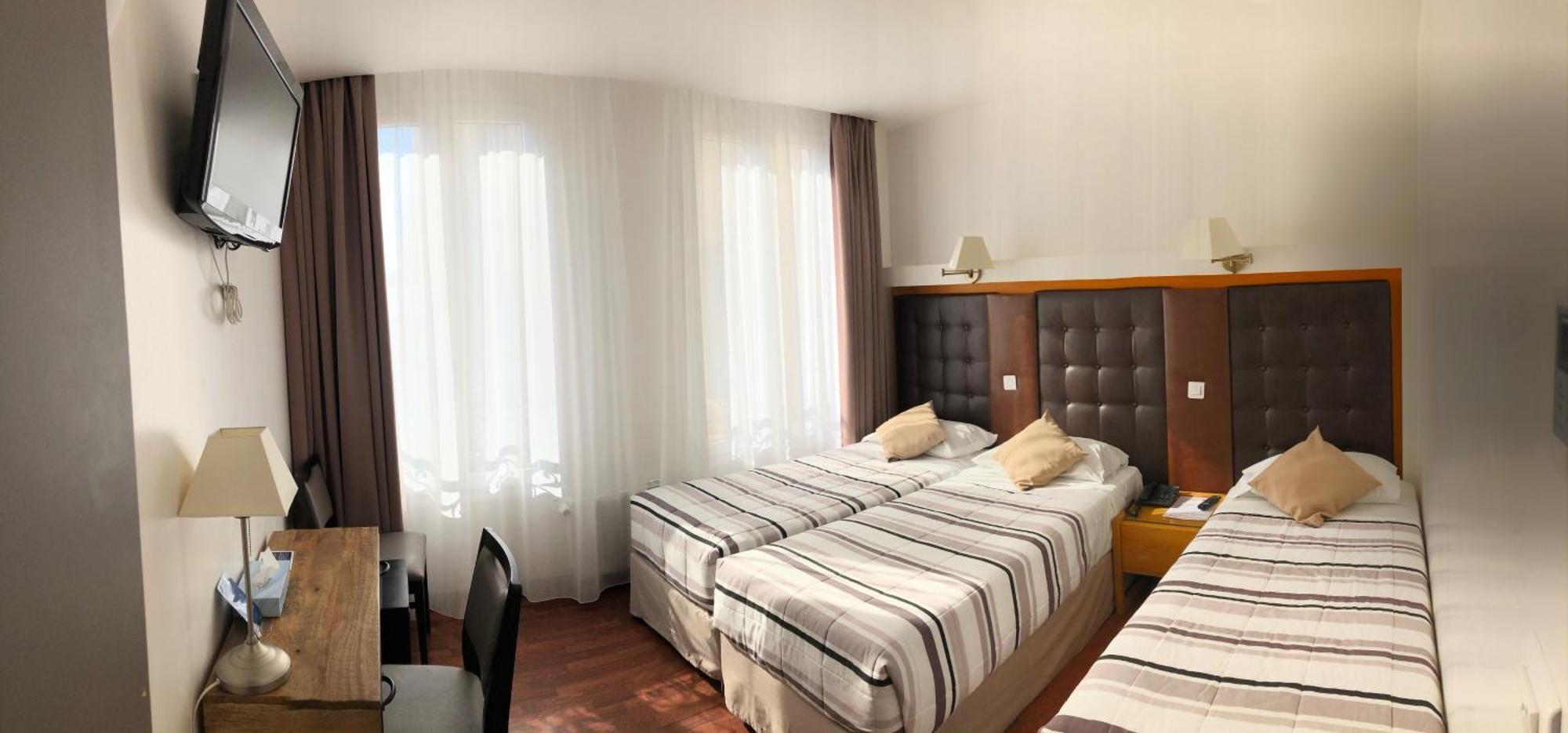 Triple Room