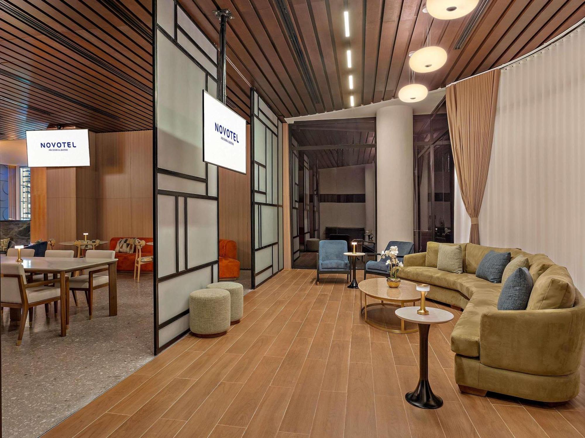 Executive Twin Room Lounge Access