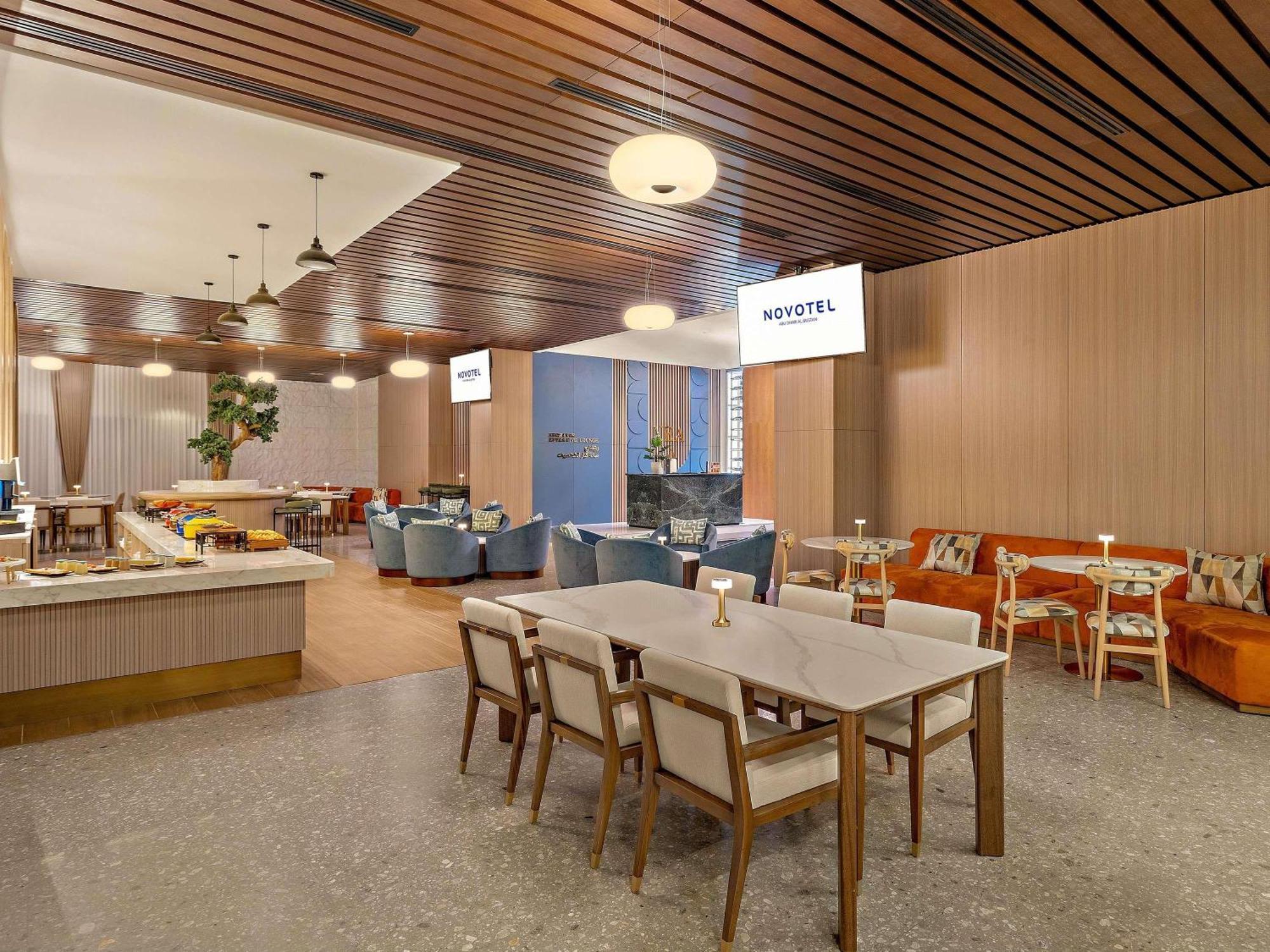Executive Twin Room Lounge Access